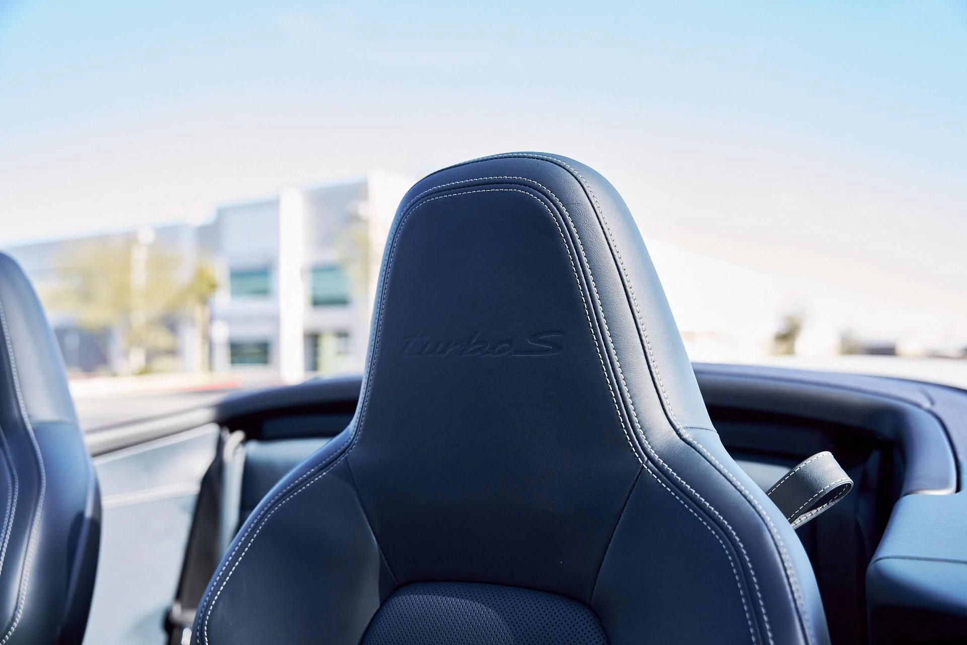 mph041_2000737953_Used_2021_Porsche_911_Turbo_S_1768868955_a40dd9a565