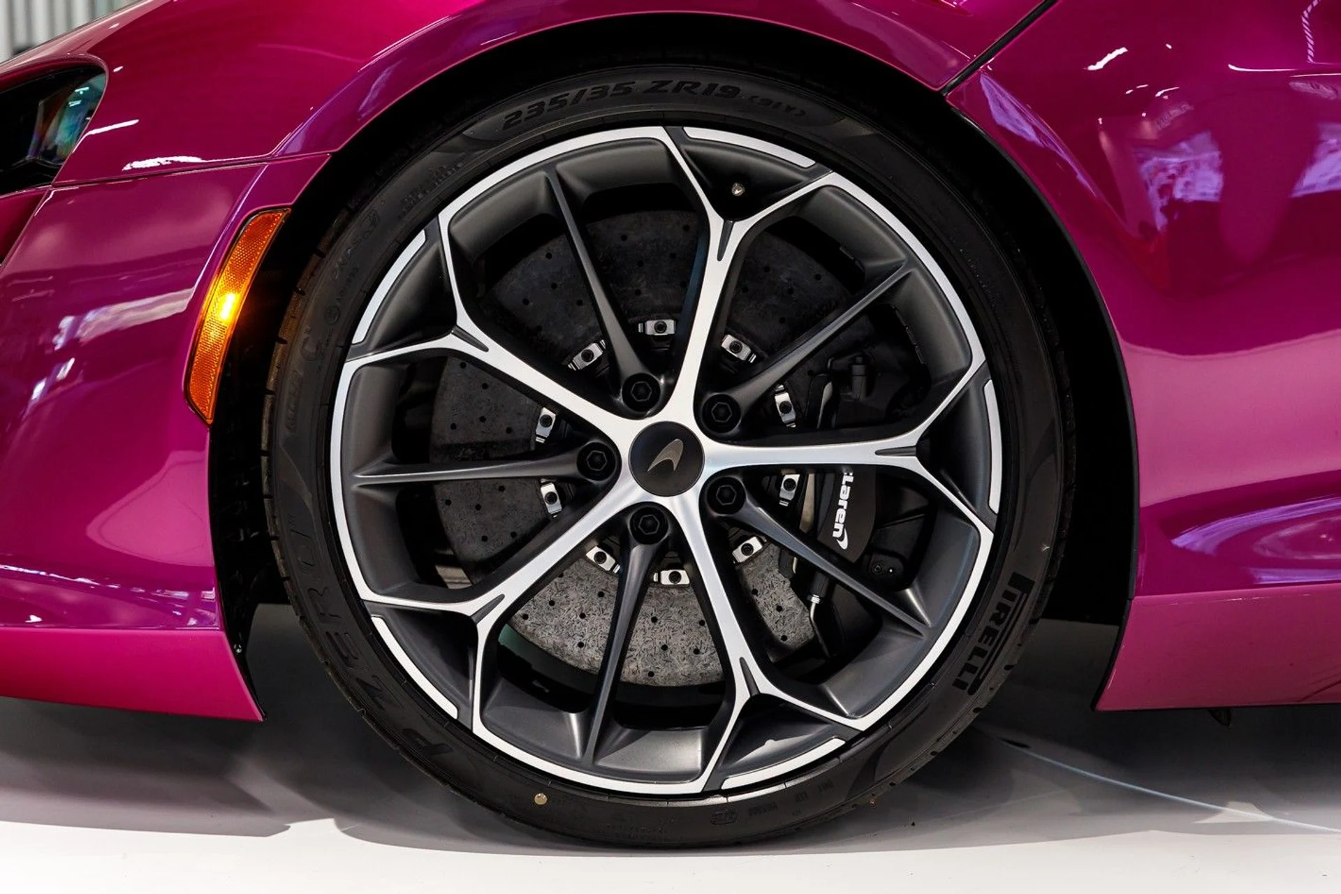 mph041_2002362091_652_p42_l_ec41126d20