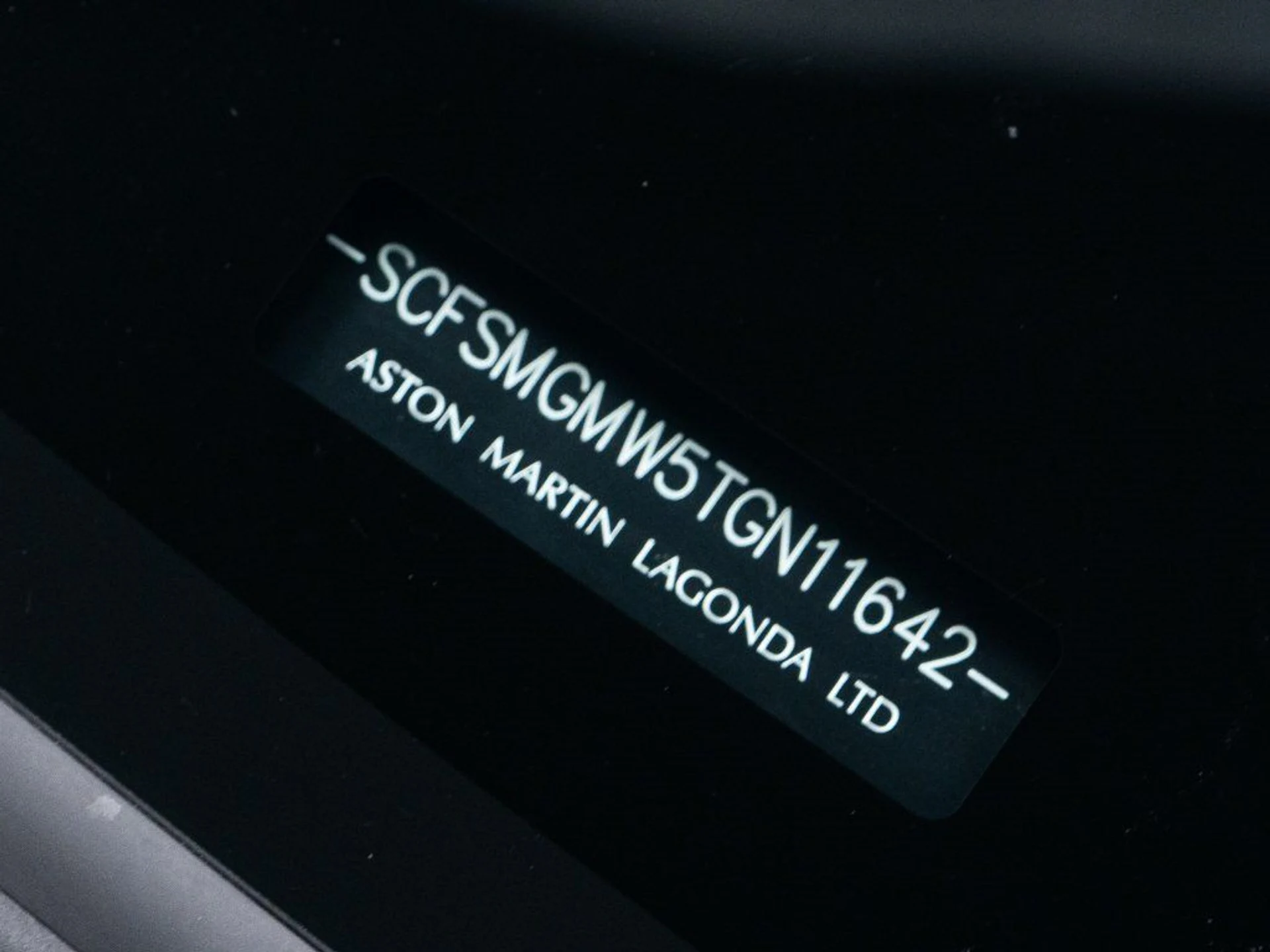 mph041_2004338692_2a5e0da1040f1398b59d9153d1219350_878a668098