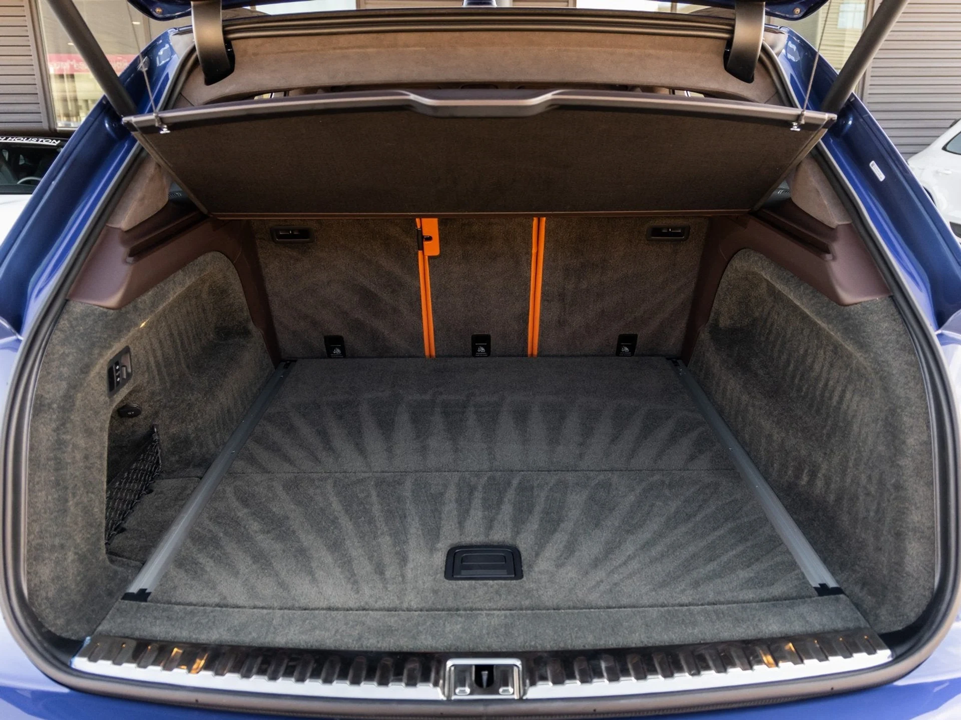 mph041_2004916176_42_633bb18e6c