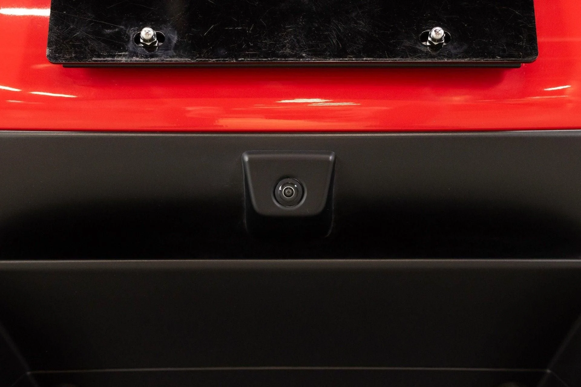 mph041_2005052499_Used_2020_Ferrari_F8_Tributo_1777367301_3ce8316902