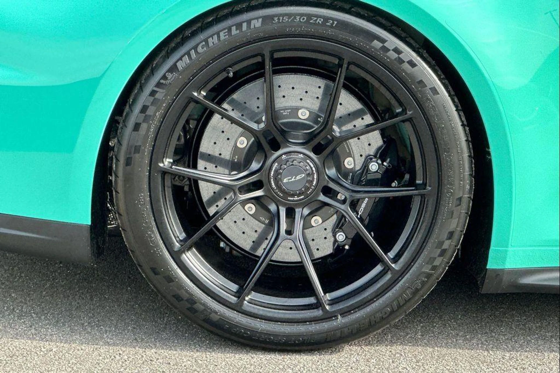 mph041_2026907129_Uq_Coz_Ek_R_Ir_Cjq15_N4_Vr_B_Yv_Gbeqg_70da2e0497