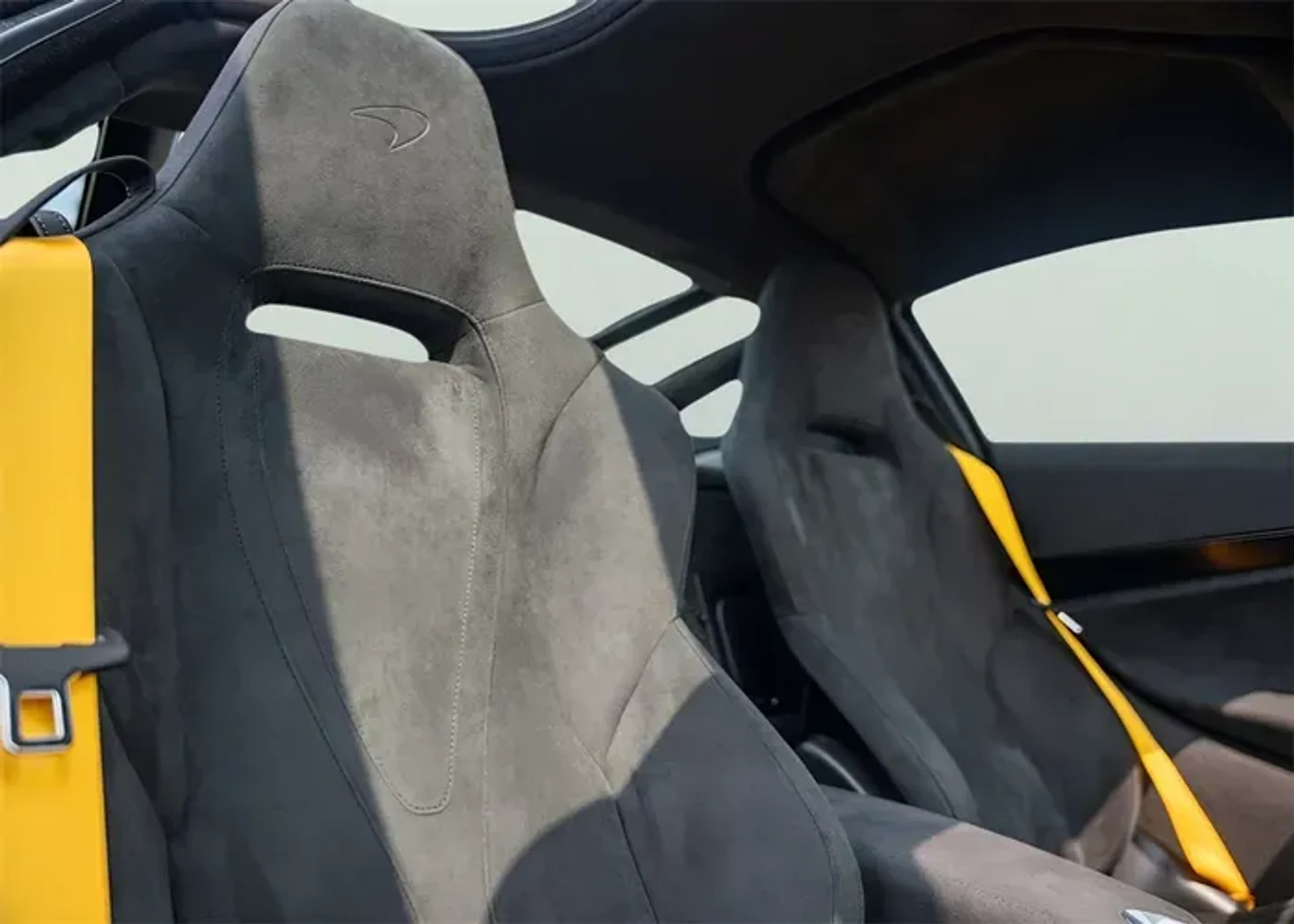 mph041_2037499120_AMR_9_Uy_Rvg465_Kzk_M_med_9bade1b50a