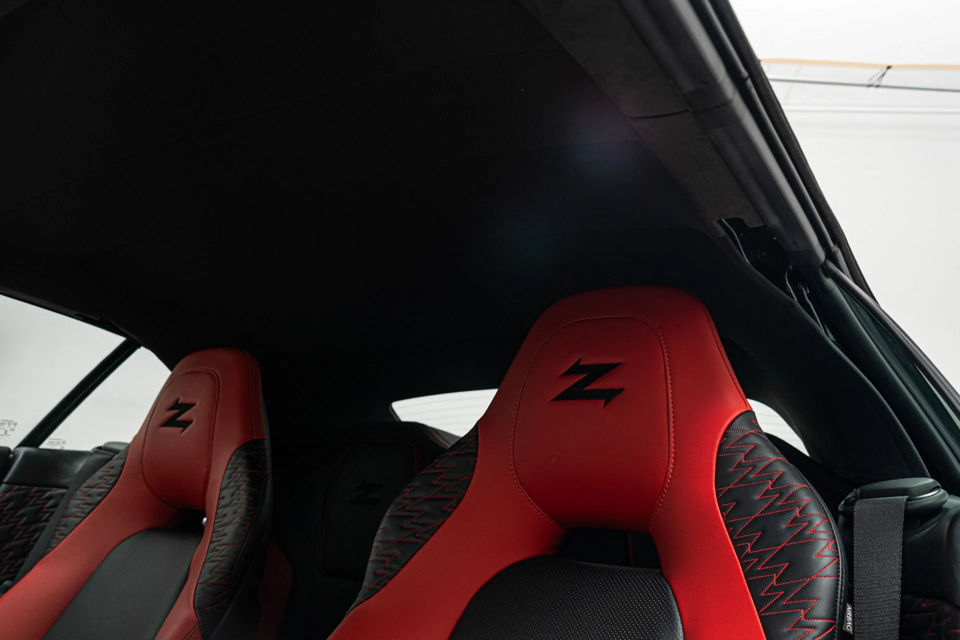 mph041_2038967657_Used_2018_Aston_Martin_Vanquish_Zagato_Volante_74_of_99_Built_Massive_848_K_MSRP_463_Original_Miles_1767103941_60c4a01693