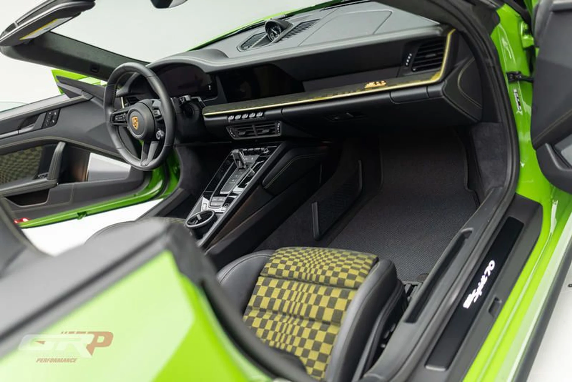 mph041_2044999093_2_E12_A4_B8_6420_4_AF_9_A0_E7_AED_0_FCC_97_D0_A_5da5b11e48