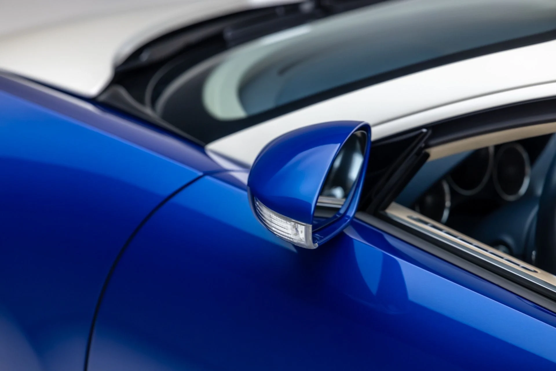 mph041_205958734_13249_p42_l_205888698f