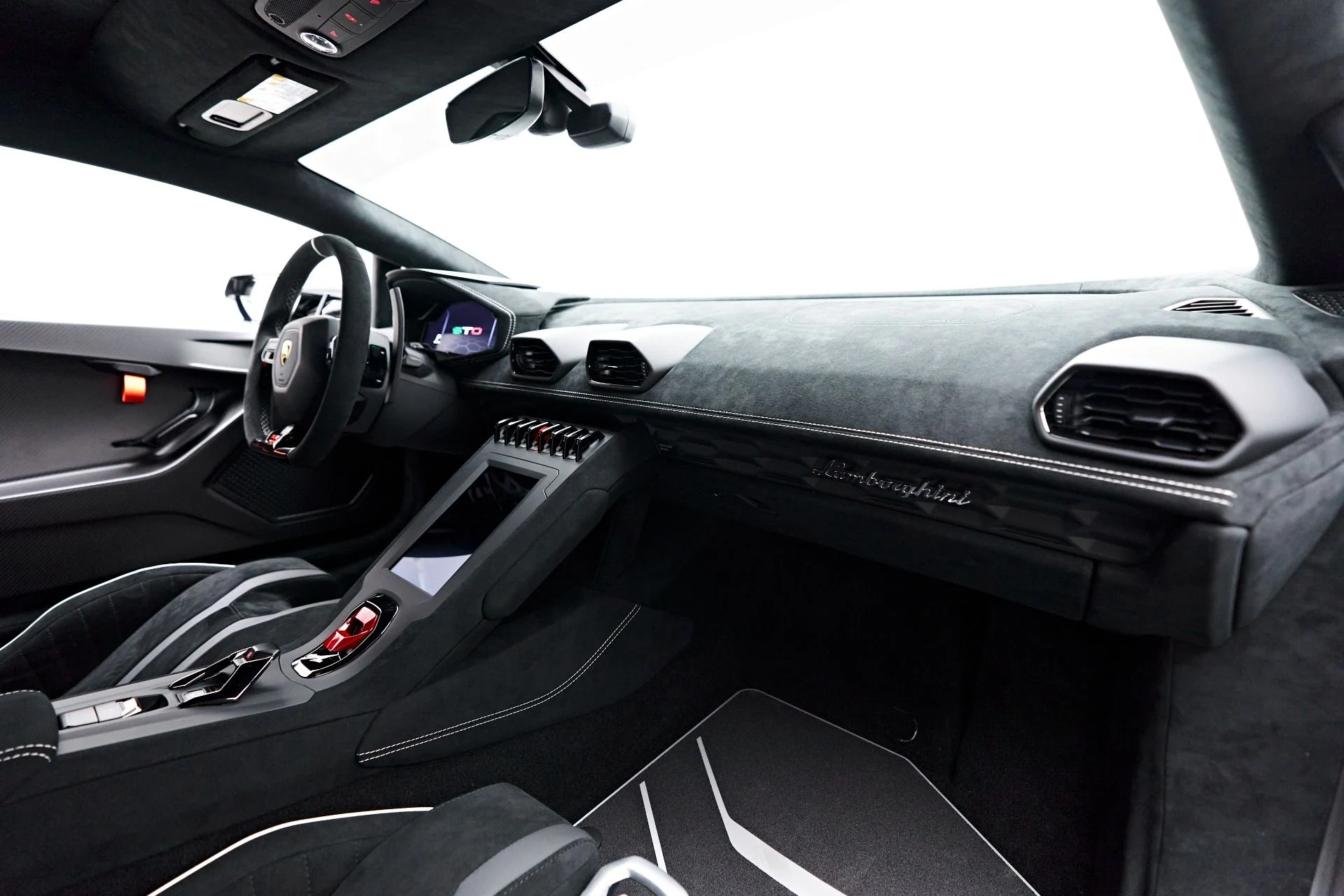 mph041_2068391379_Used_2023_Lamborghini_Huracan_STO_Base_1696892071_ca6784006a