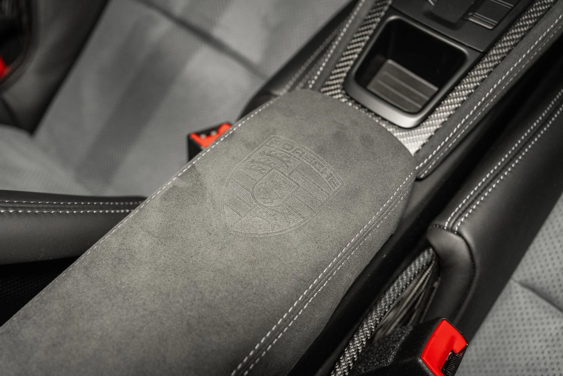 mph041_2069287608_Used_2024_Porsche_718_Cayman_GT_4_RS_1762886249_cf2fb789a1