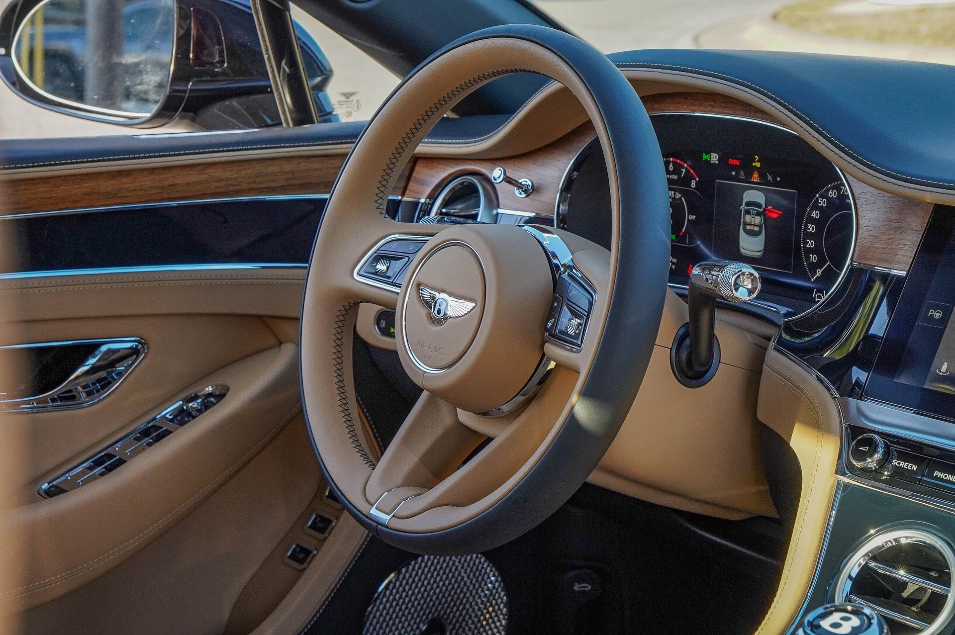 mph041_2072558822_Hi_Tech_Luxury_Imports_LLC_SCBDP_4_ZG_6_TC_025074_image_41_e83c2785a9