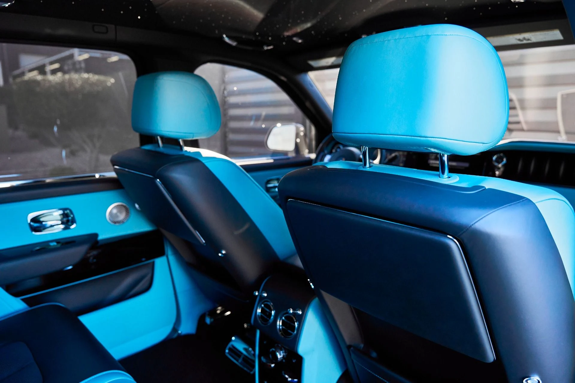 mph041_2076687521_Used_2025_Rolls_Royce_Cullinan_Base_1767668822_69d56c855a