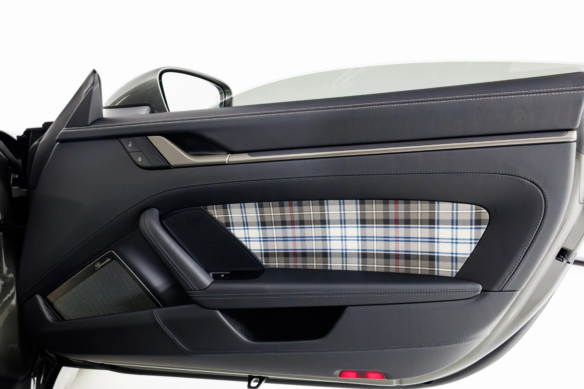 mph041_2083827876_Used_2025_Porsche_911_Turbo_50_Years_1769709994_35b4f64b9c