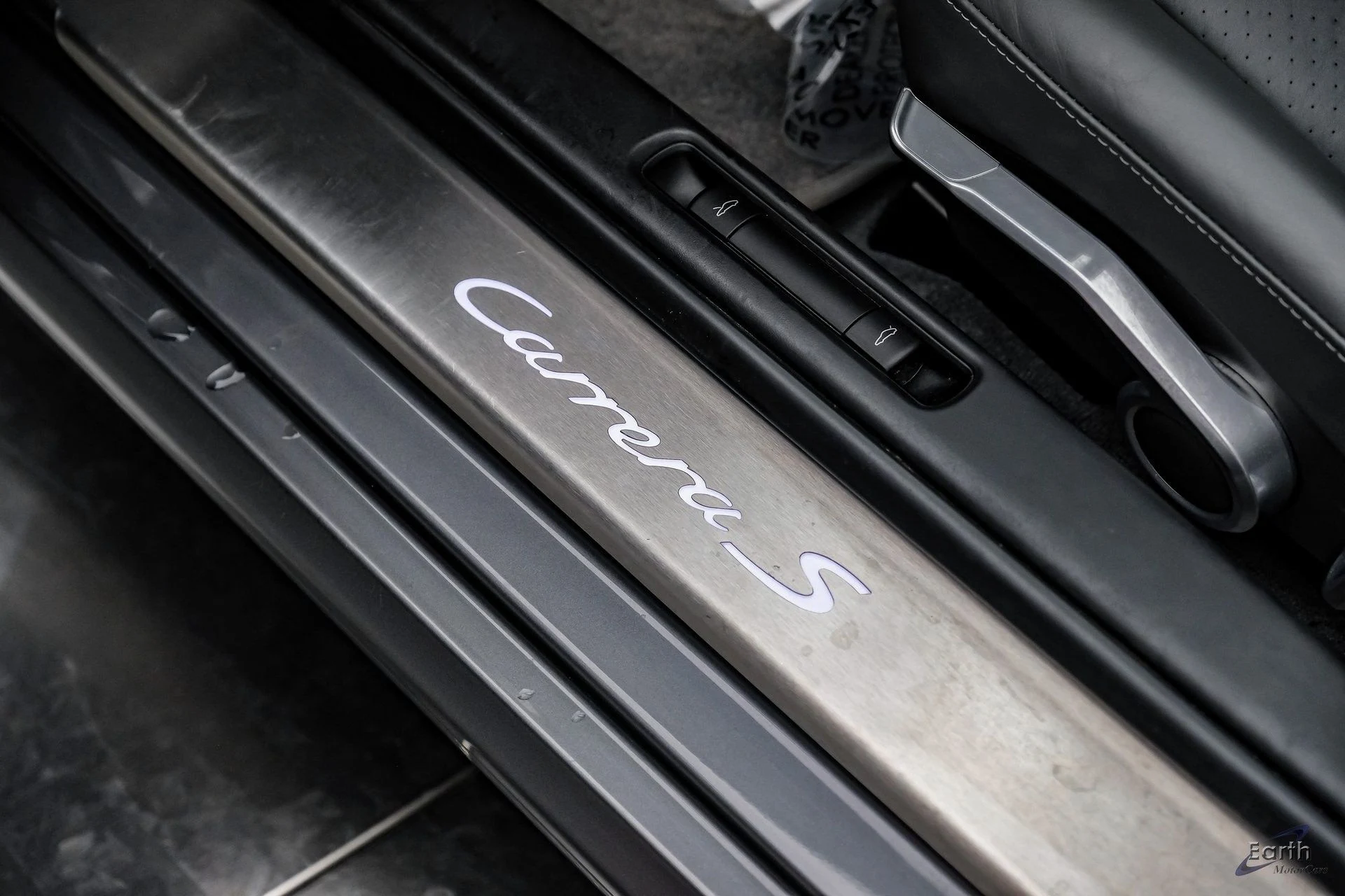 mph041_2104686559_599d3cc5cbbb82cbc87c8da1a864a776x_934aee063e