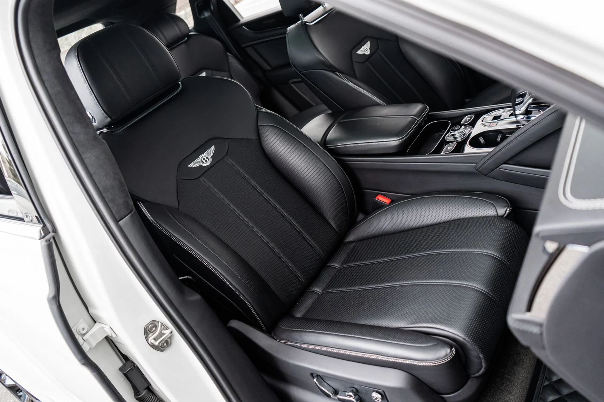 mph041_2105558982_14c6679c_4e14_4284_8bc0_1cf24e11653d_c636af7906