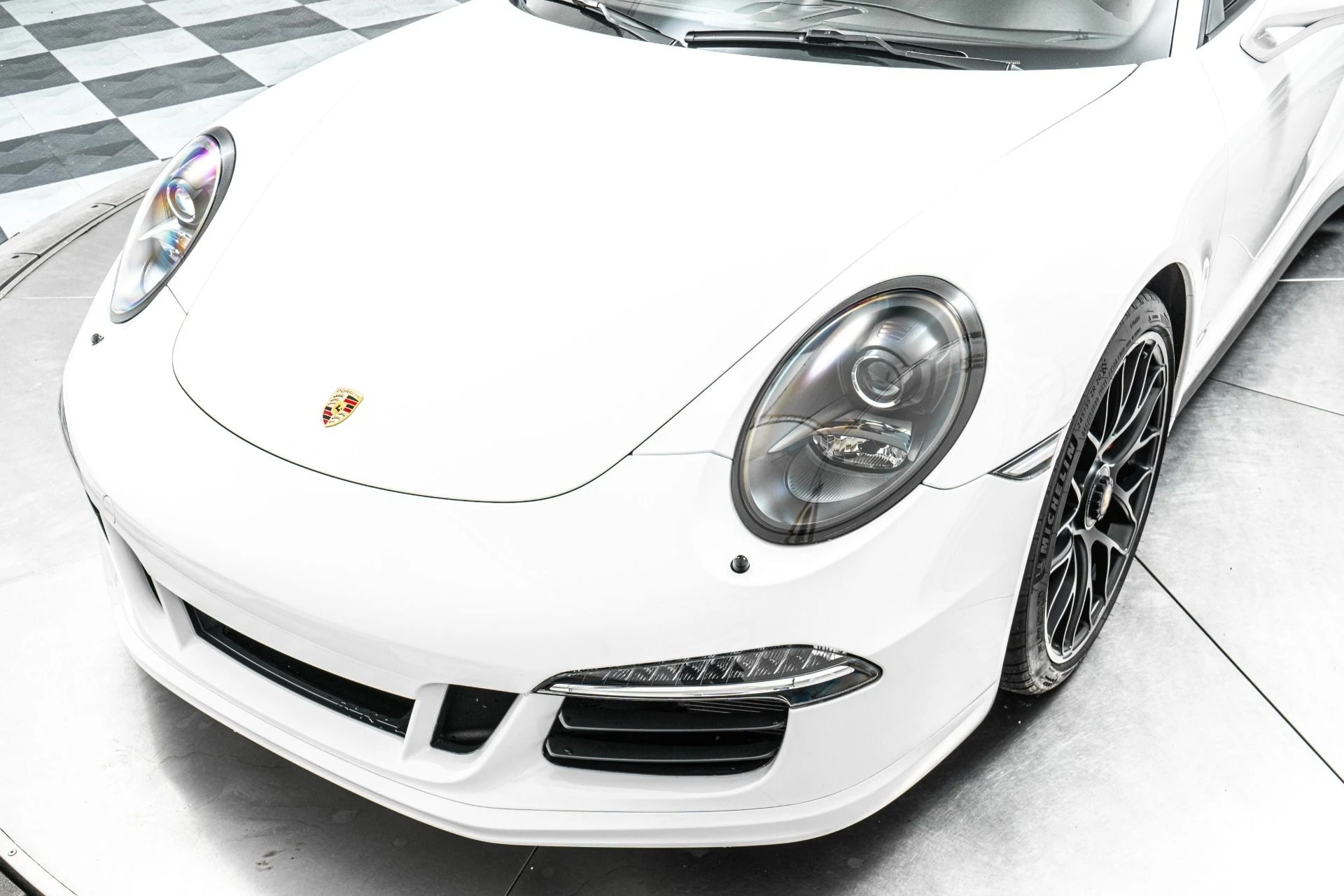 mph041_2120382417_Used_2016_Porsche_911_Carrera_4_GTS_1788386407_59658a6c6e