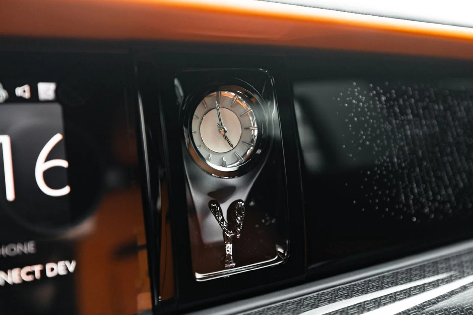 mph041_2125621814_7752ca596890f8a49812ece5449ca798x_b979f84df8