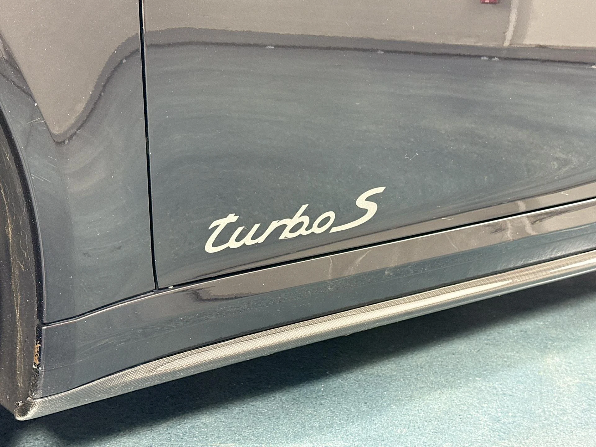 mph041_2127622982_Used_2014_Porsche_911_Turbo_S_1785187771_53443be526