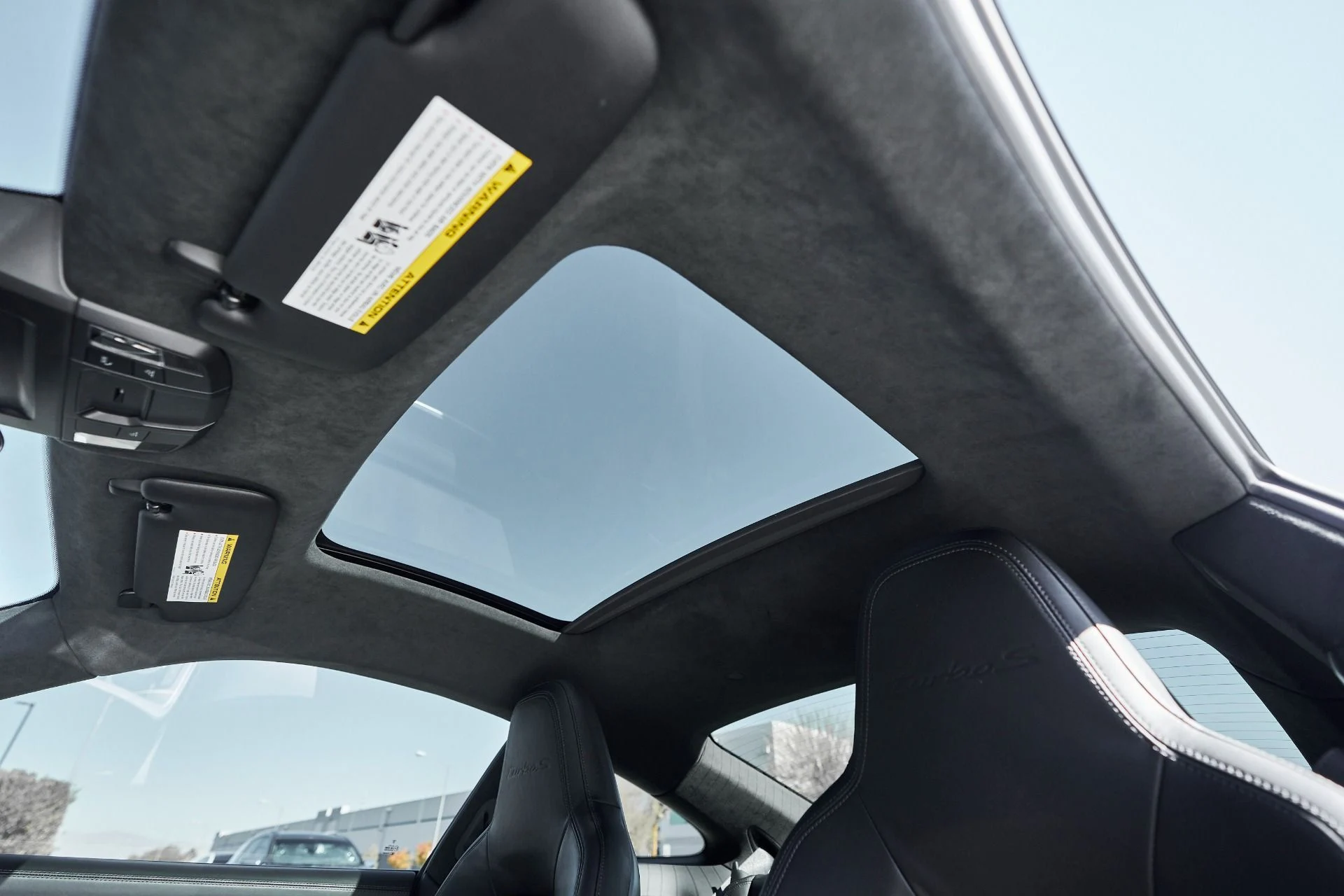 mph041_2146901646_Used_2025_Porsche_911_Turbo_S_1762914278_a655d7dffa