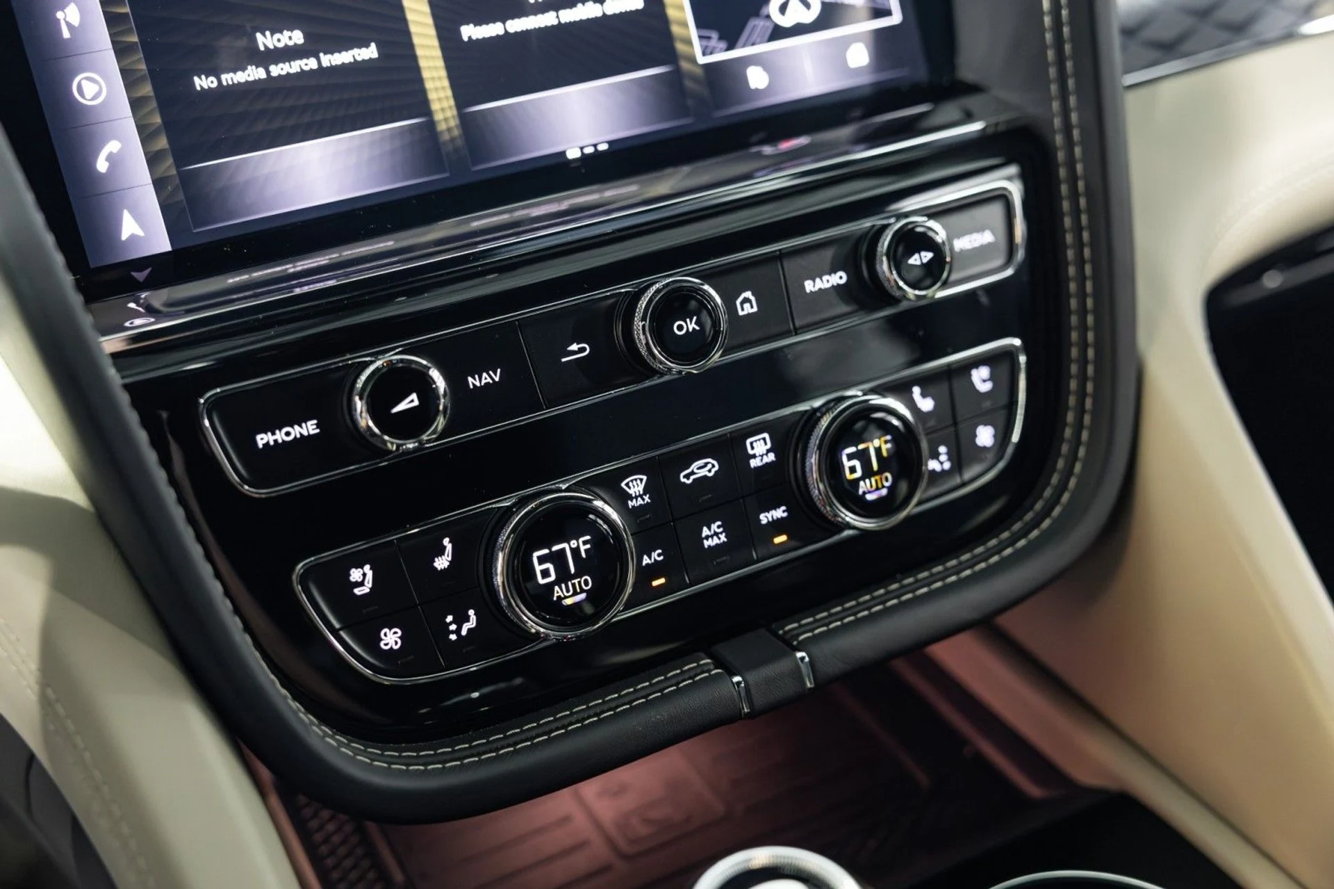 mph041_2162549798_PQ_26661df1d2