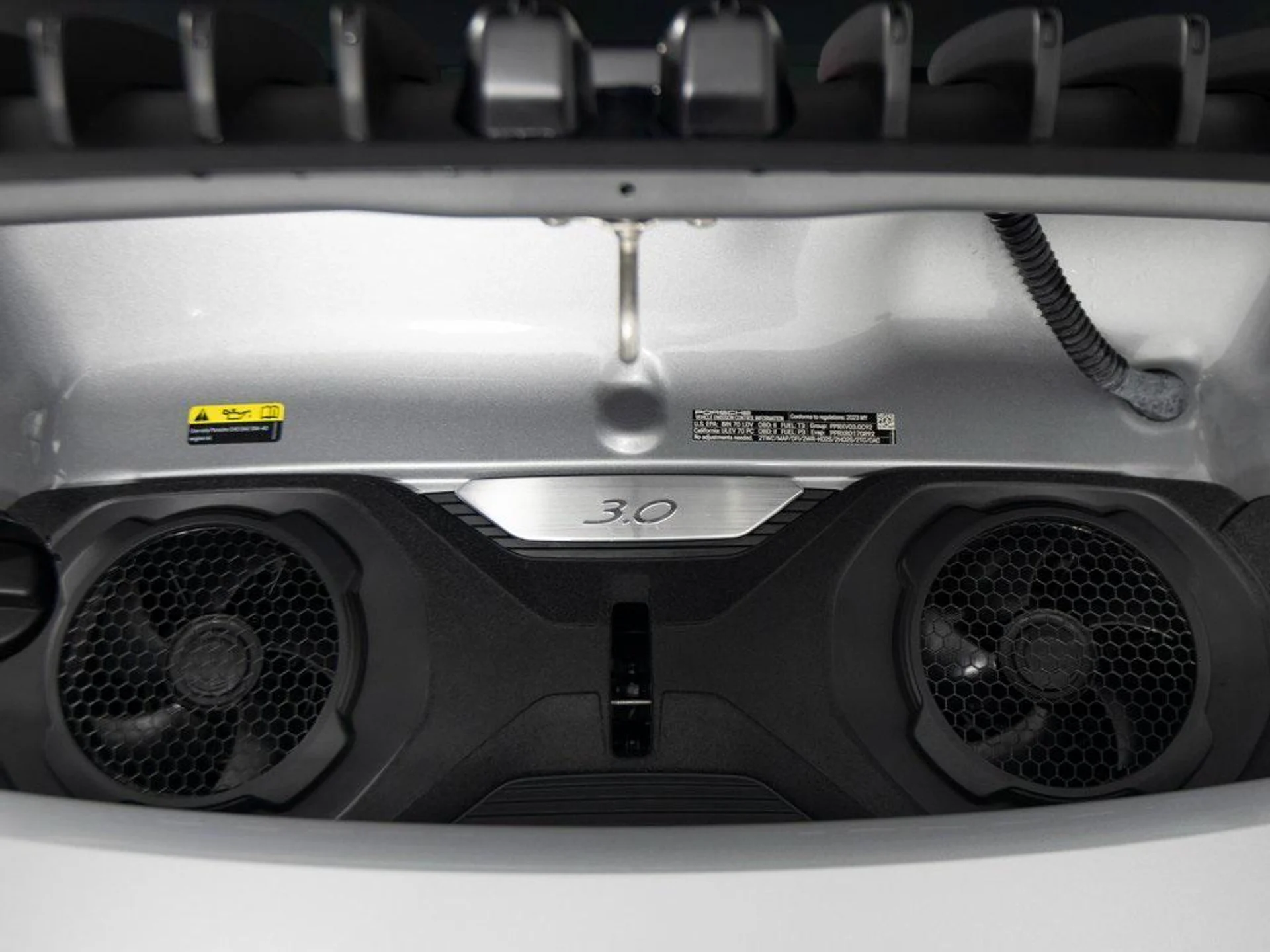 mph041_2167399913_P6_MTL_Ma0i42o2_RB_Dq_Zp_JH_Est_Pl4_f996f31c1a