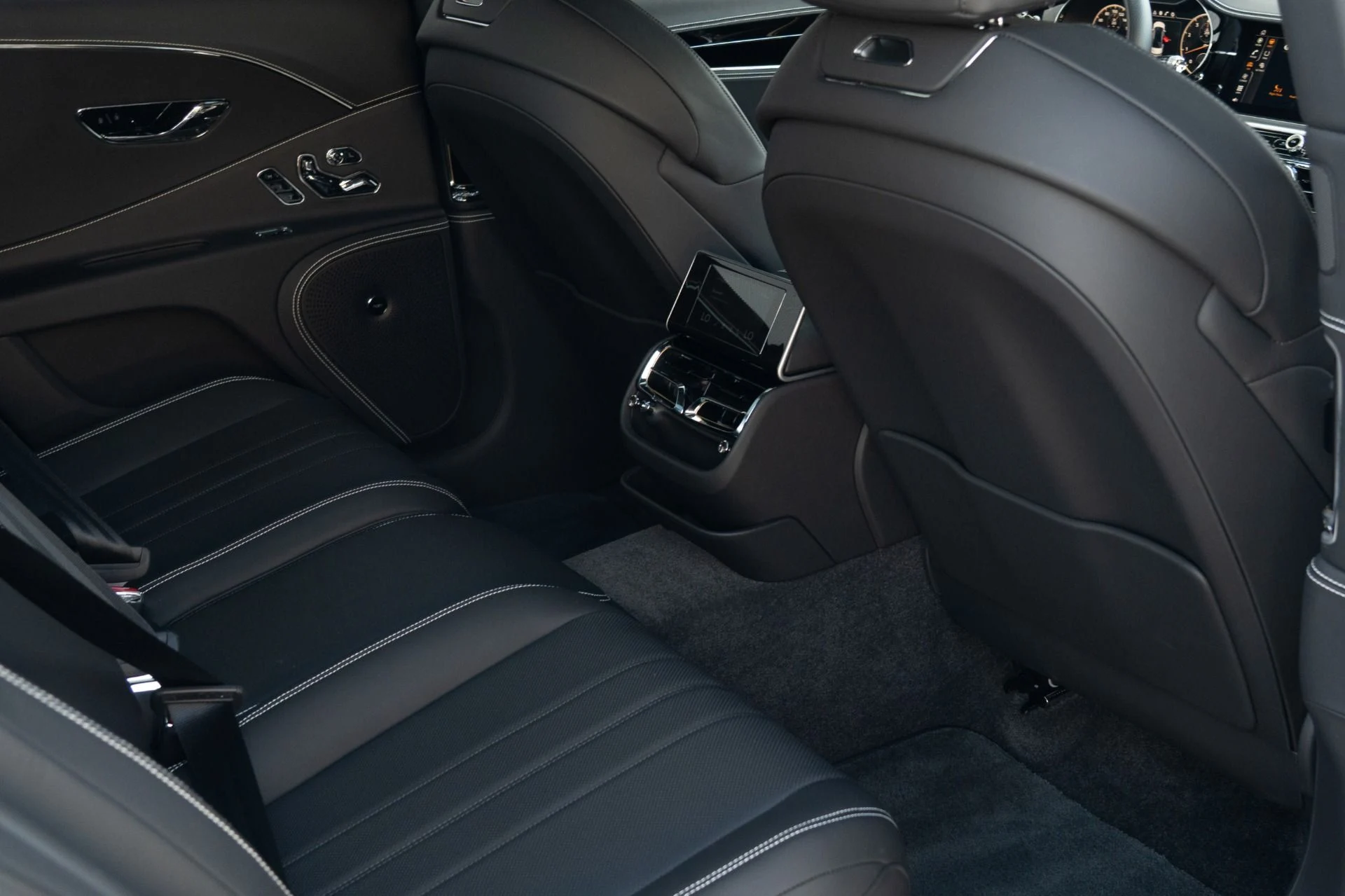 mph041_218173934_Used_2024_Bentley_Flying_Spur_Edition_8_1757964636_911d0a6c73
