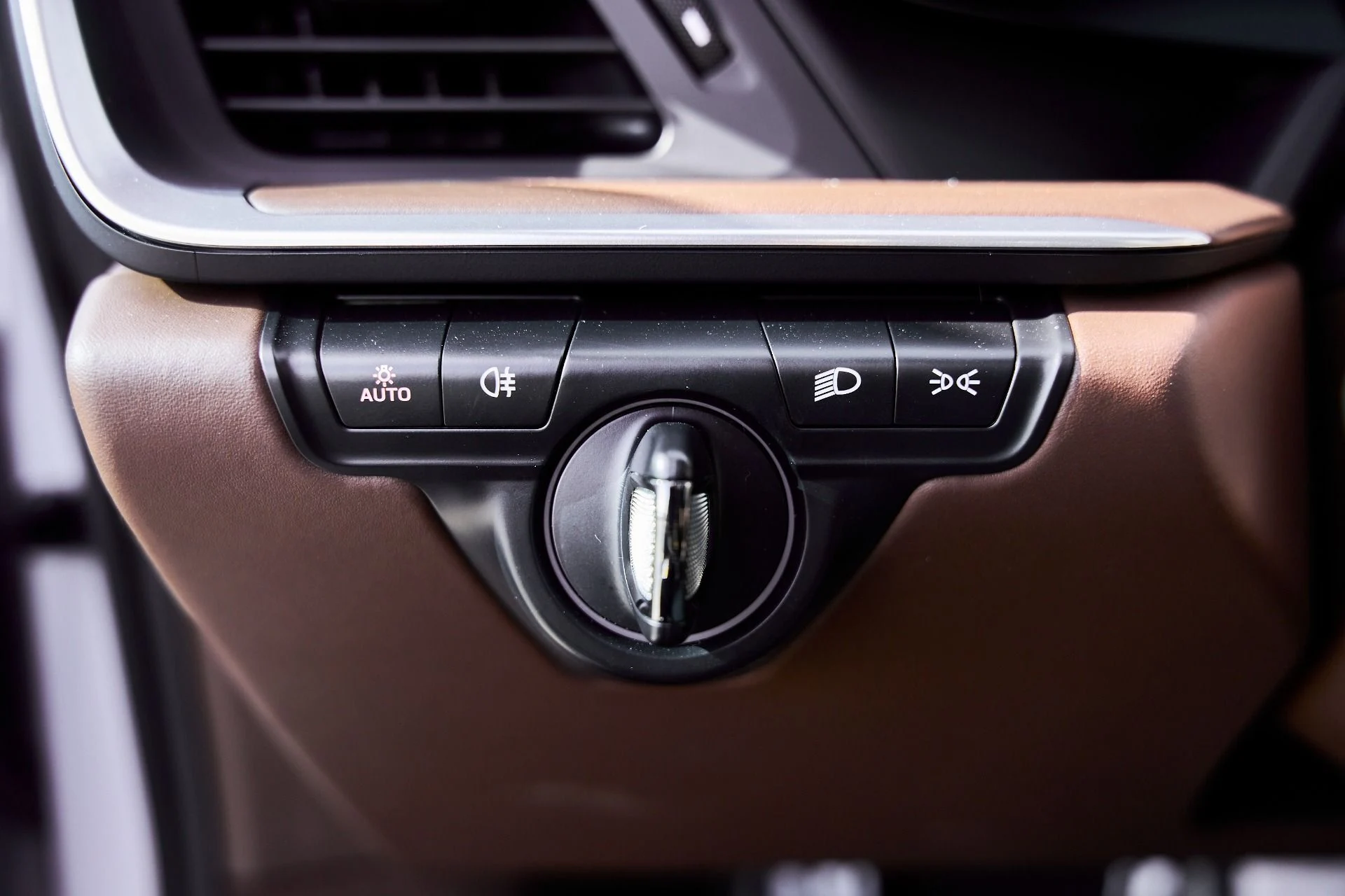 mph041_2231807812_Used_2024_Porsche_911_Turbo_S_1767838744_720cbec1ce