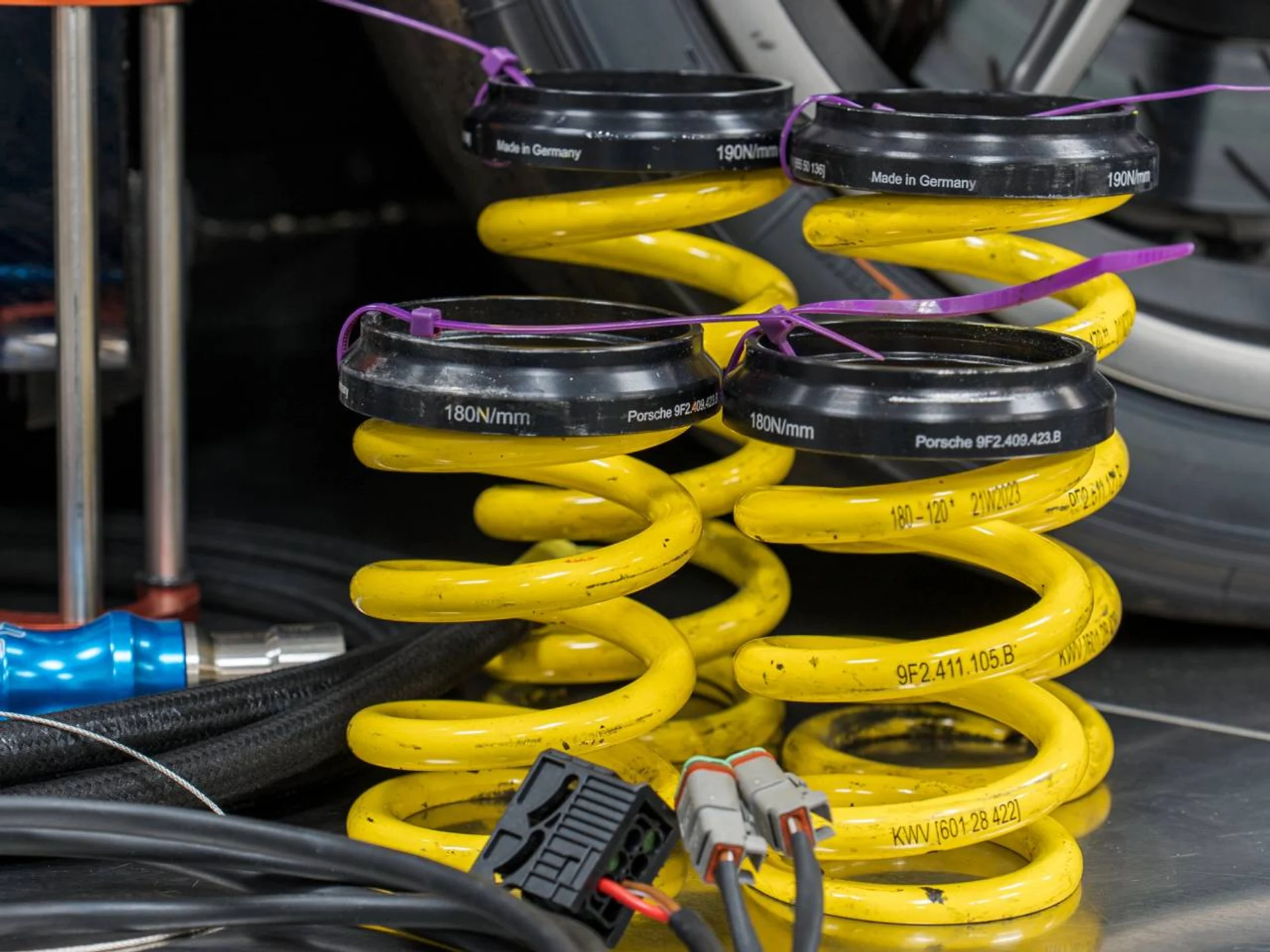 mph041_2236012559_1280_5bfbbe0271