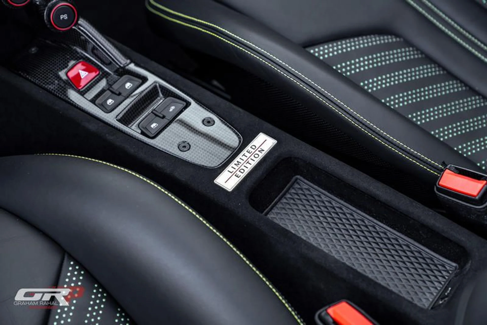 mph041_2236358931_1572356_D_9_D69_4949_A13_A_BAF_6_E246_BFA_9_557aa424bd