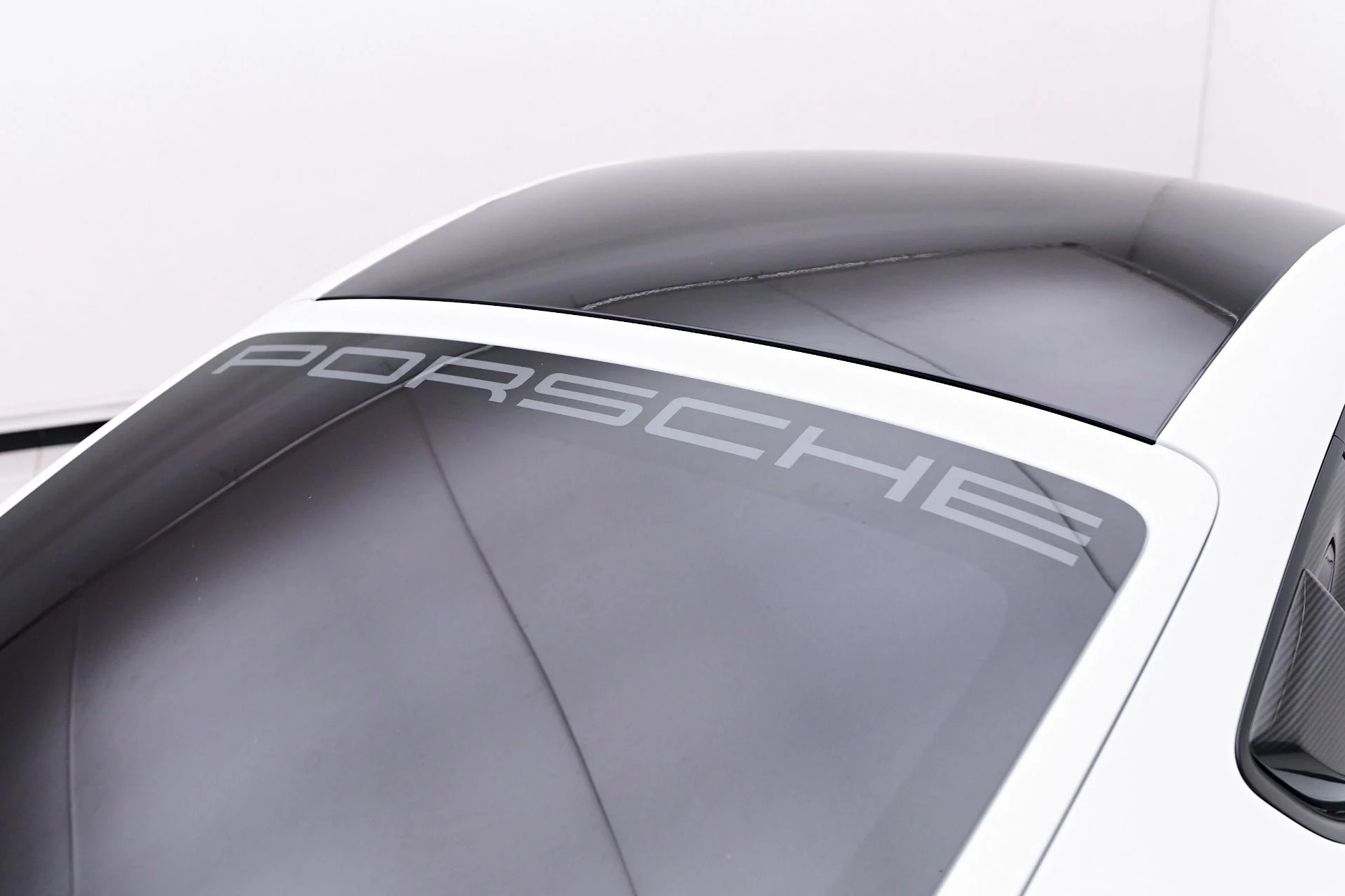 mph041_2251252034_Used_2025_Porsche_718_Cayman_GT_4_RS_1754674090_bd1132e616