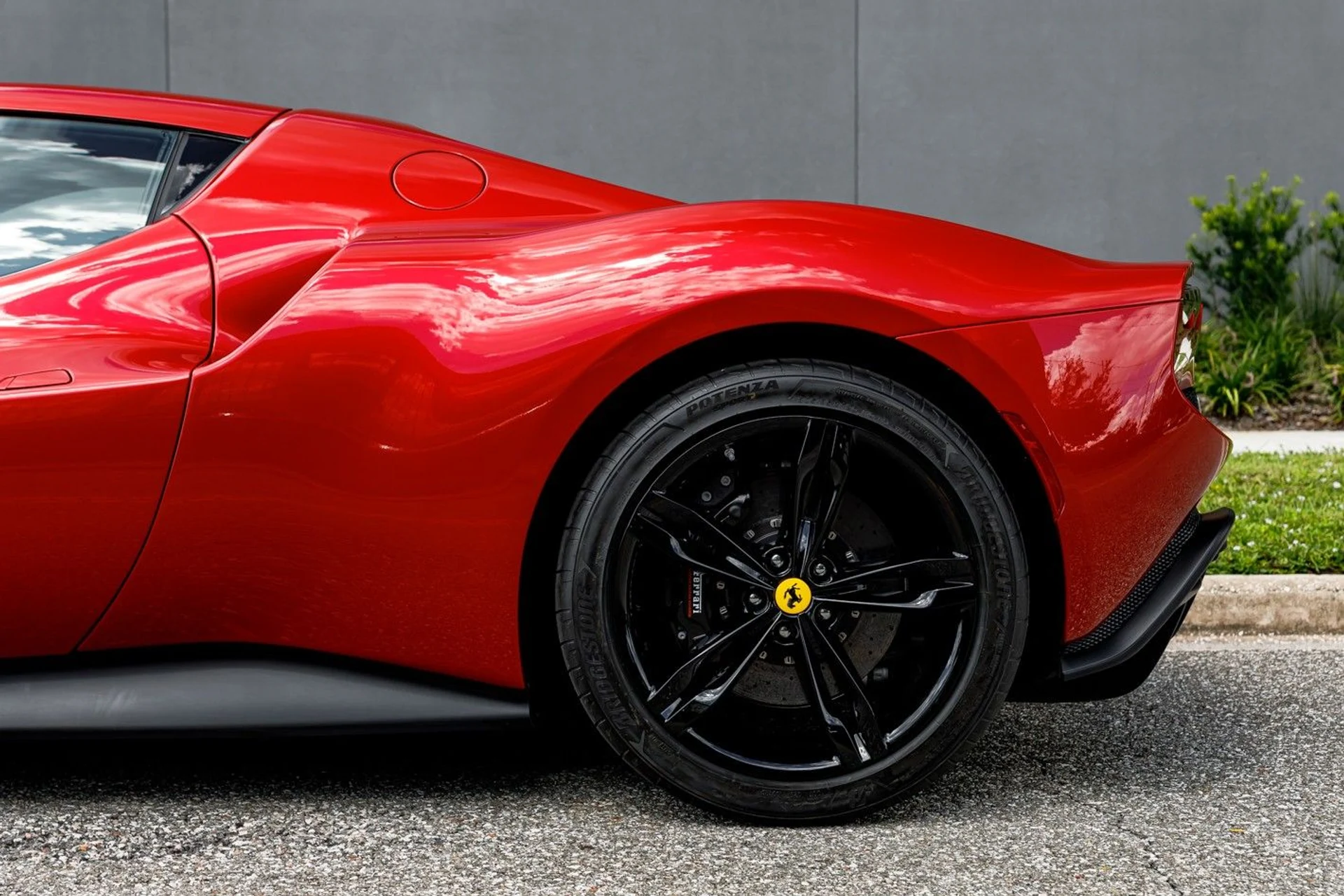 mph041_2261517984_435_p42_l_42082e5b43