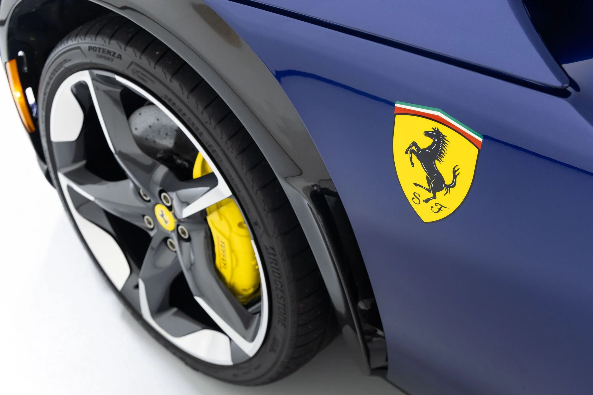 mph041_2264846930_1ca2b3aef01043c29739b789081a18a2_352d122928