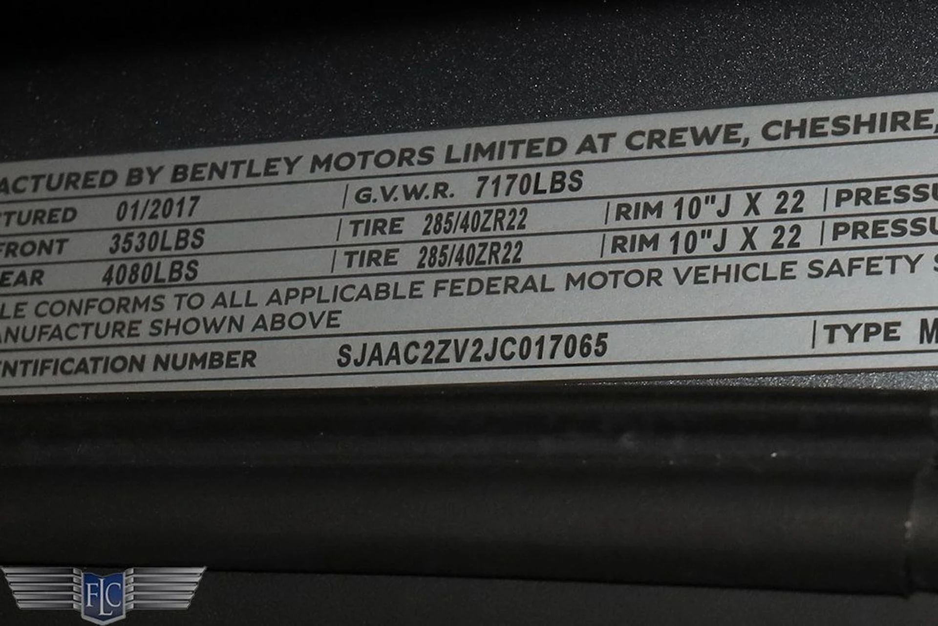 mph041_2267822290_used_2018_bentley_bentayga_onyxeditionawd_9689_22935440_42_1024_bda39c4244