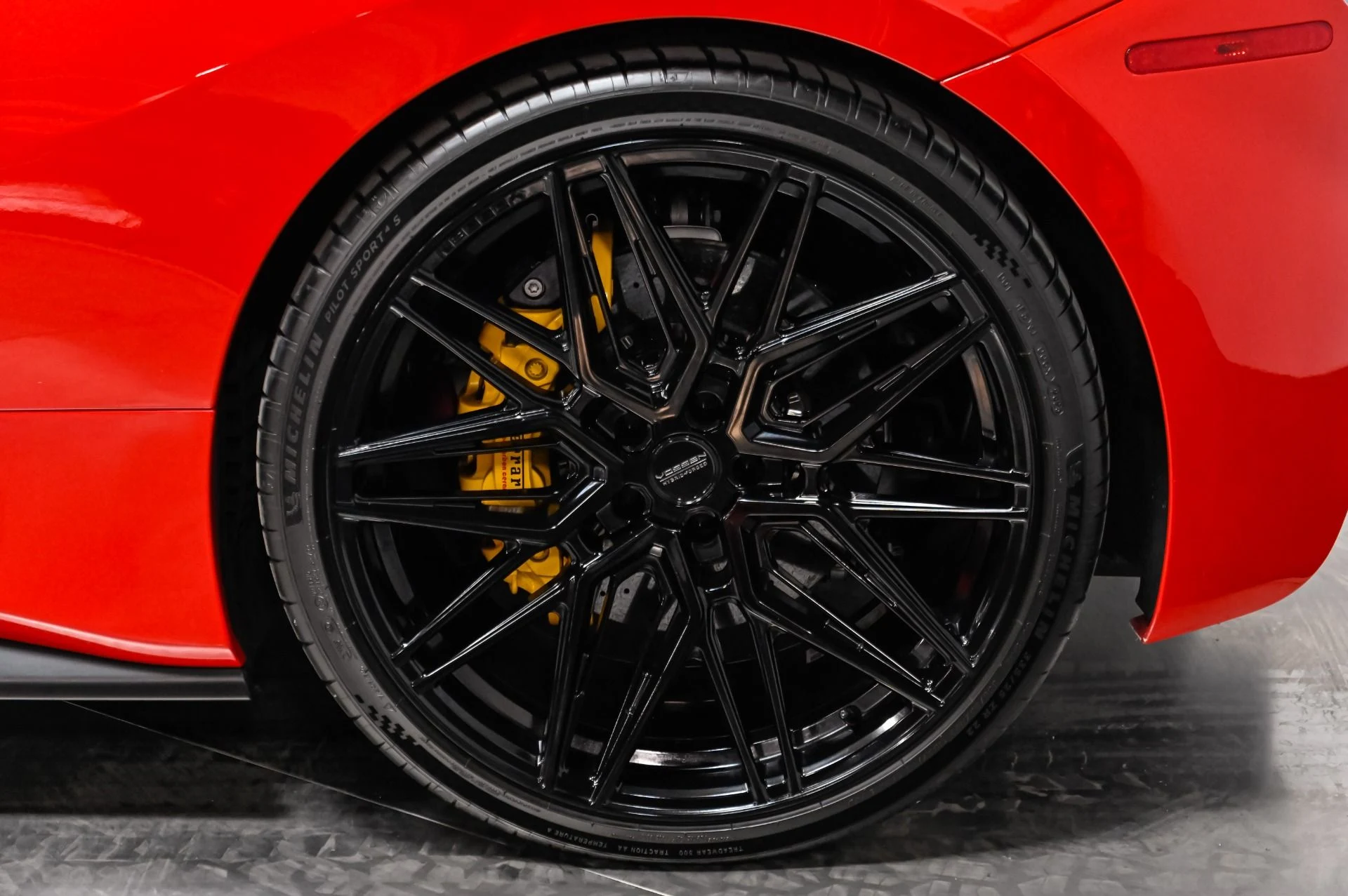 mph041_2270710141_Used_2018_Ferrari_488_GTB_Base_1788410889_aab70f9a29