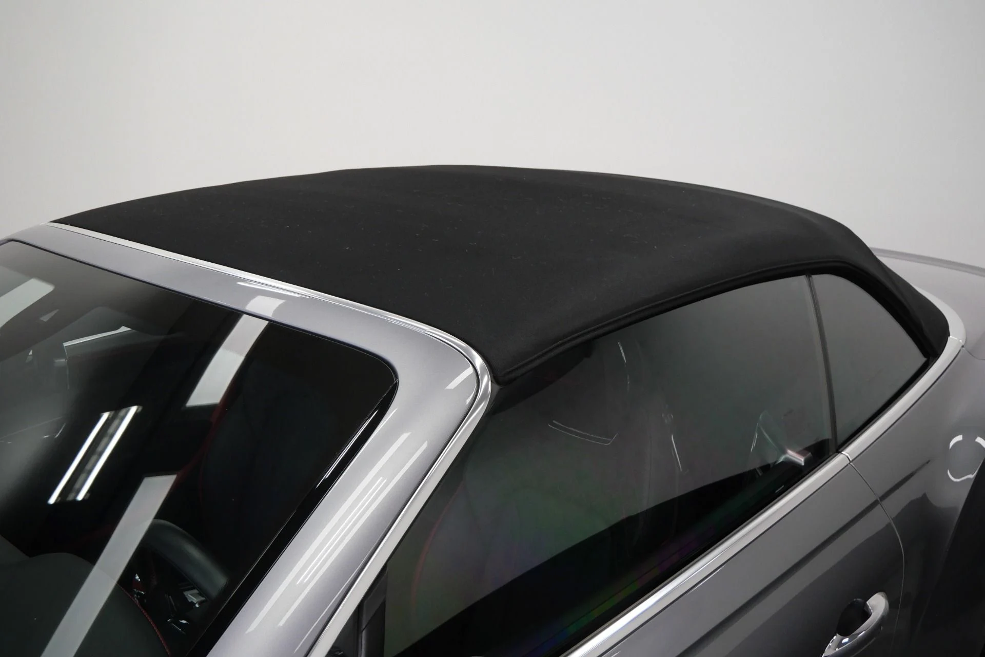 mph041_2285259319_Used_2023_Bentley_Continental_GTC_Speed_Low_Miles_Touring_Specification_Front_Seat_Comfort_1780072023_fd1be1e3af