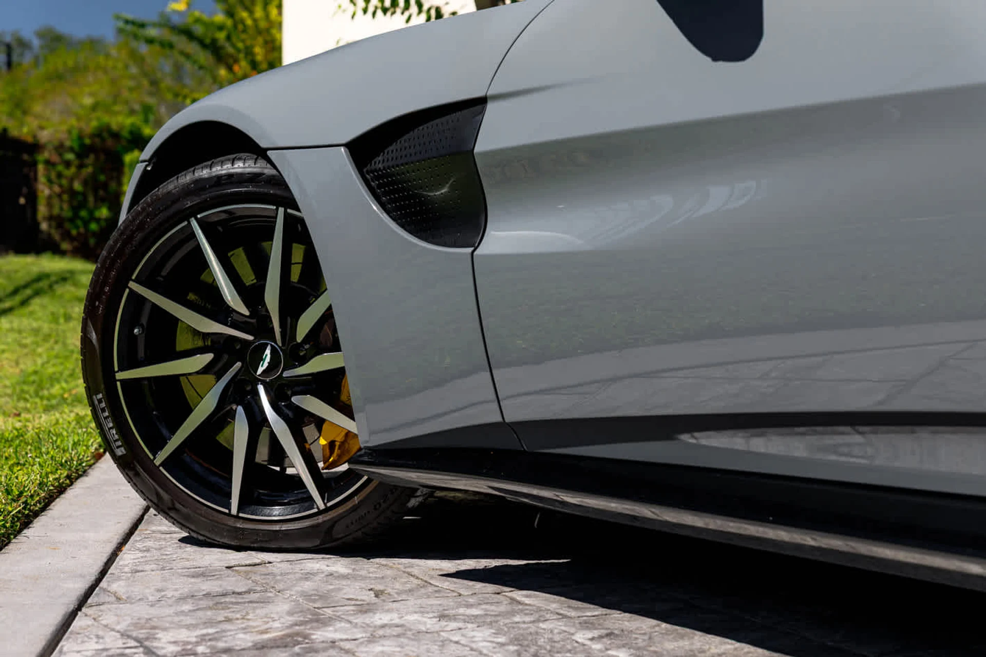 mph041_228553752_42_ef3a548c95