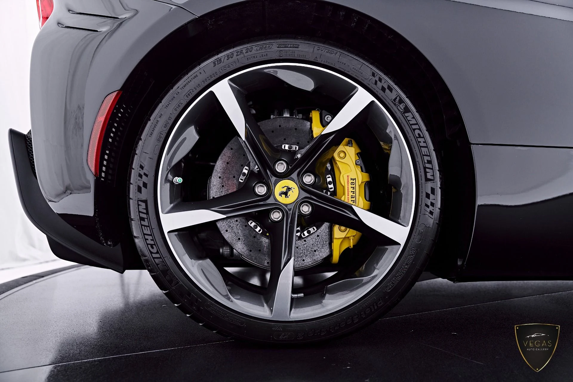 mph041_231088905_Used_2024_Ferrari_SF_90_Spider_Base_1783038340_3565bca5c1