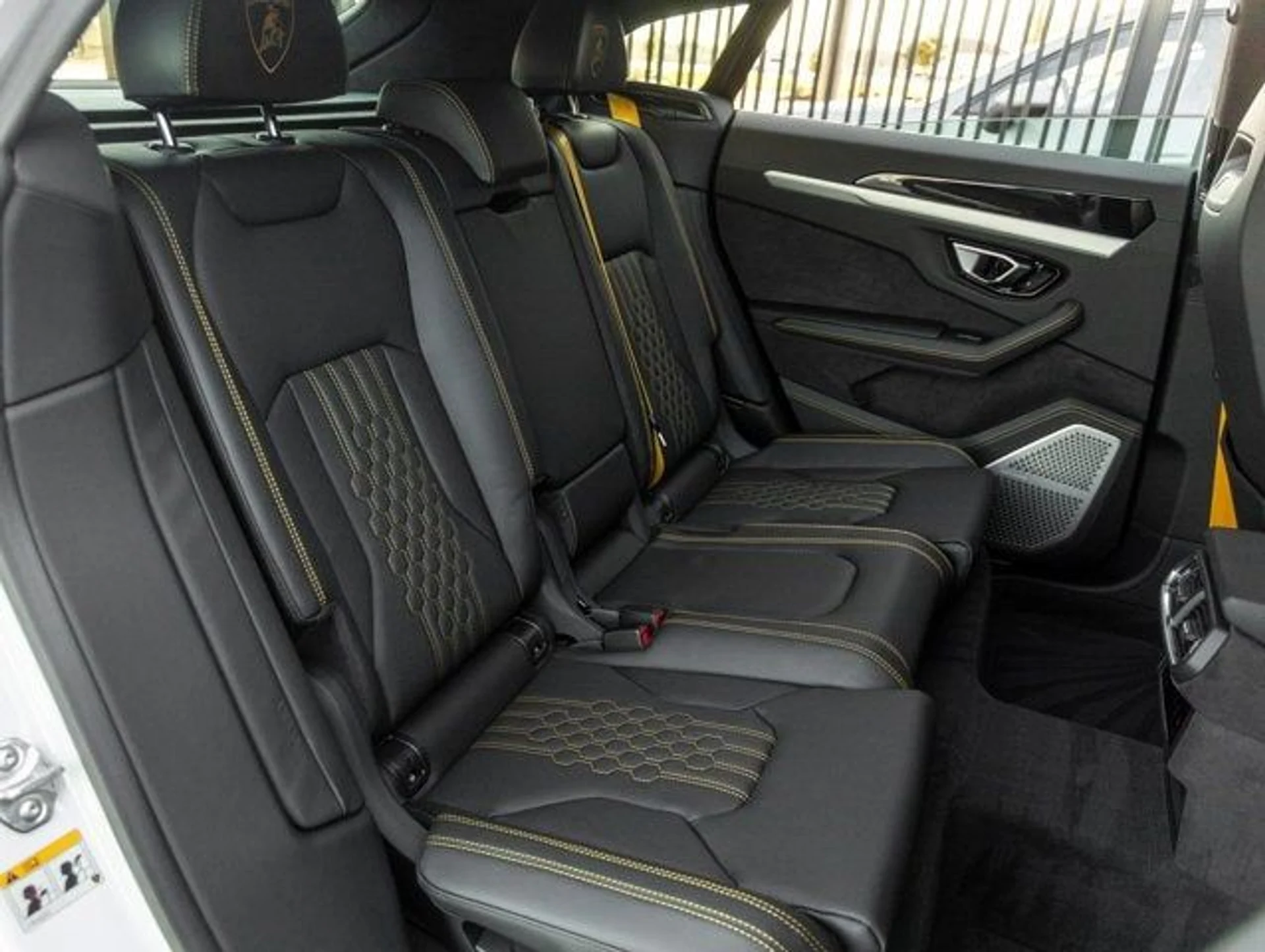 mph041_2321084537_42_5527e24b94