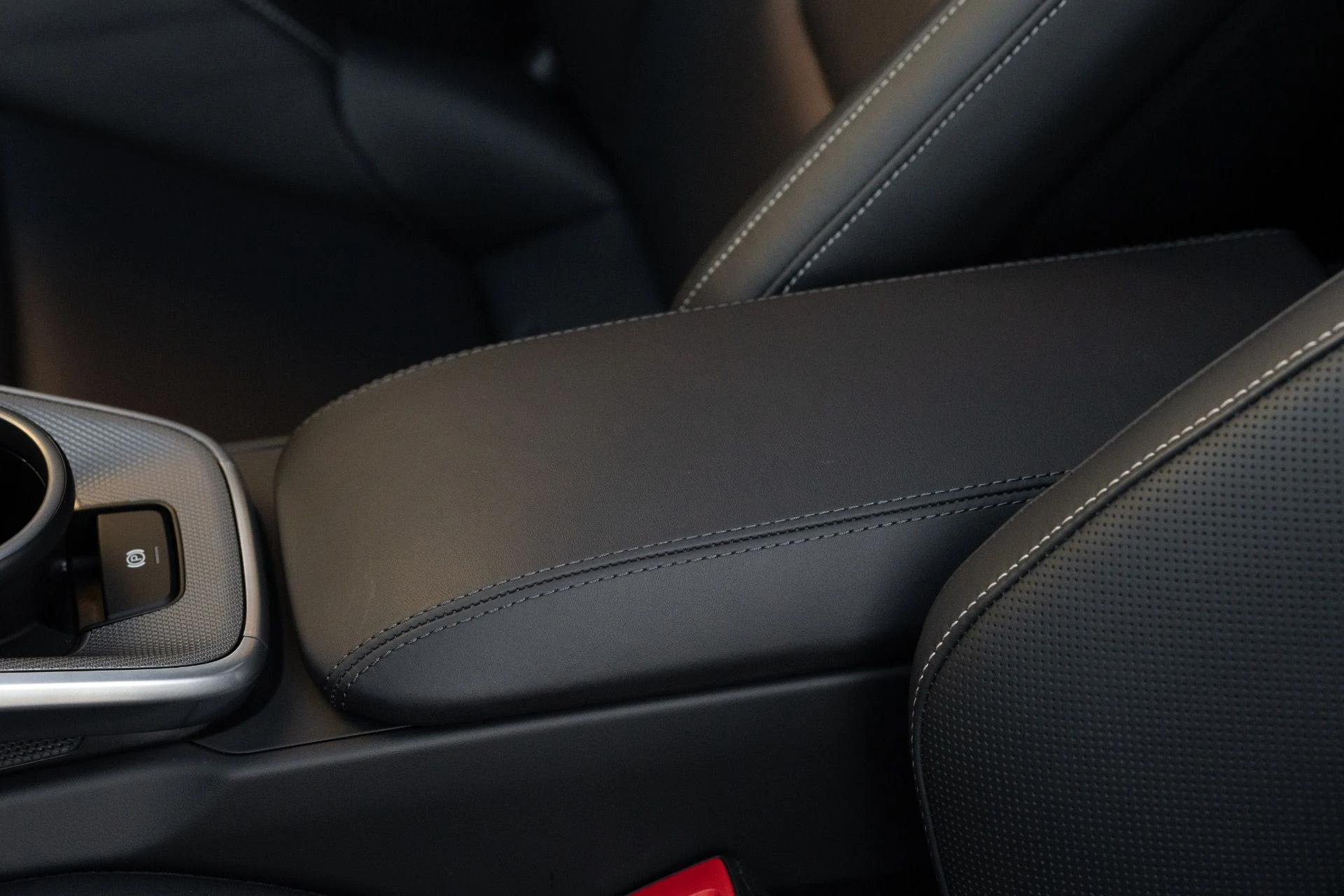 mph041_2332687309_Used_2024_Porsche_911_Turbo_1762281596_76b5f69bae