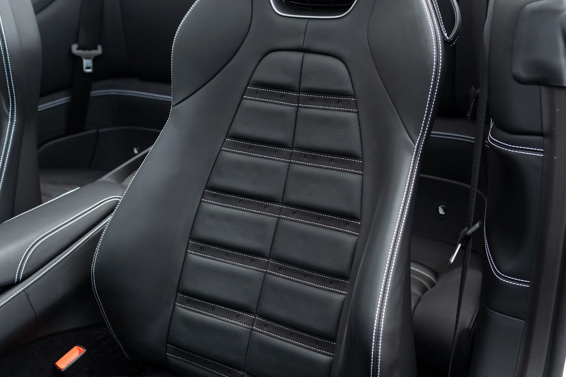 mph041_2350811778_Used_2023_Ferrari_Portofino_M_1775657761_13a220653f