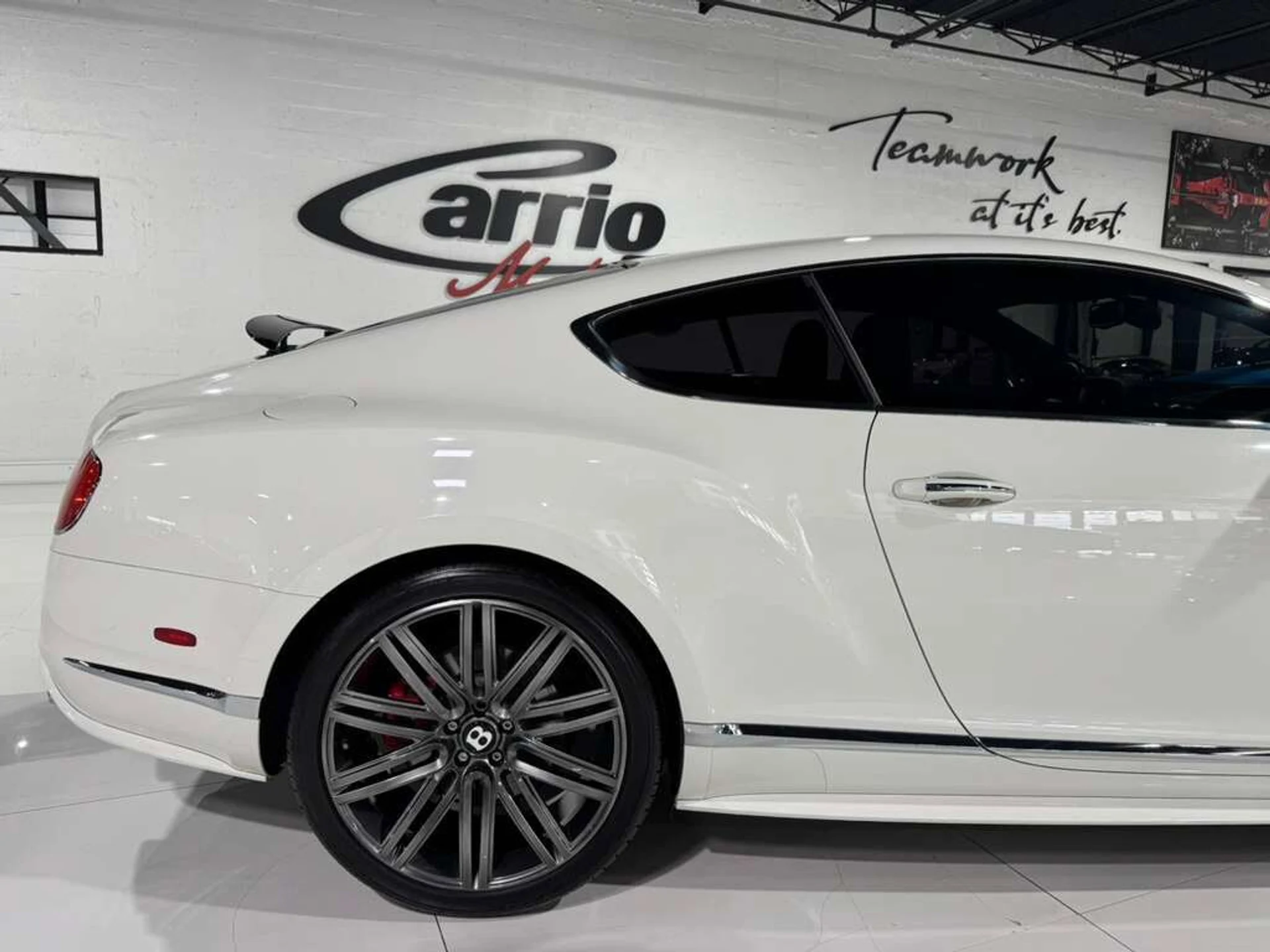 mph041_2354434985_4911aa94c5fd8a09d2e4b4af71218a39_f87ed29a8b