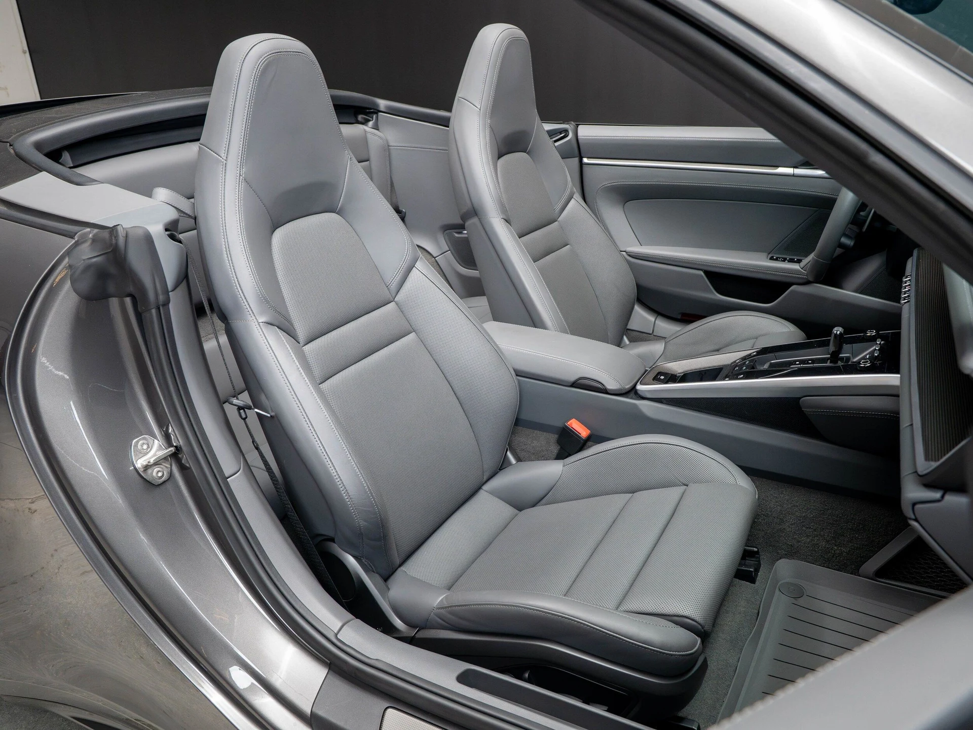 mph041_2381848990_5e700f6aaee9acdd3992467db699377ex_2582a7d2d5