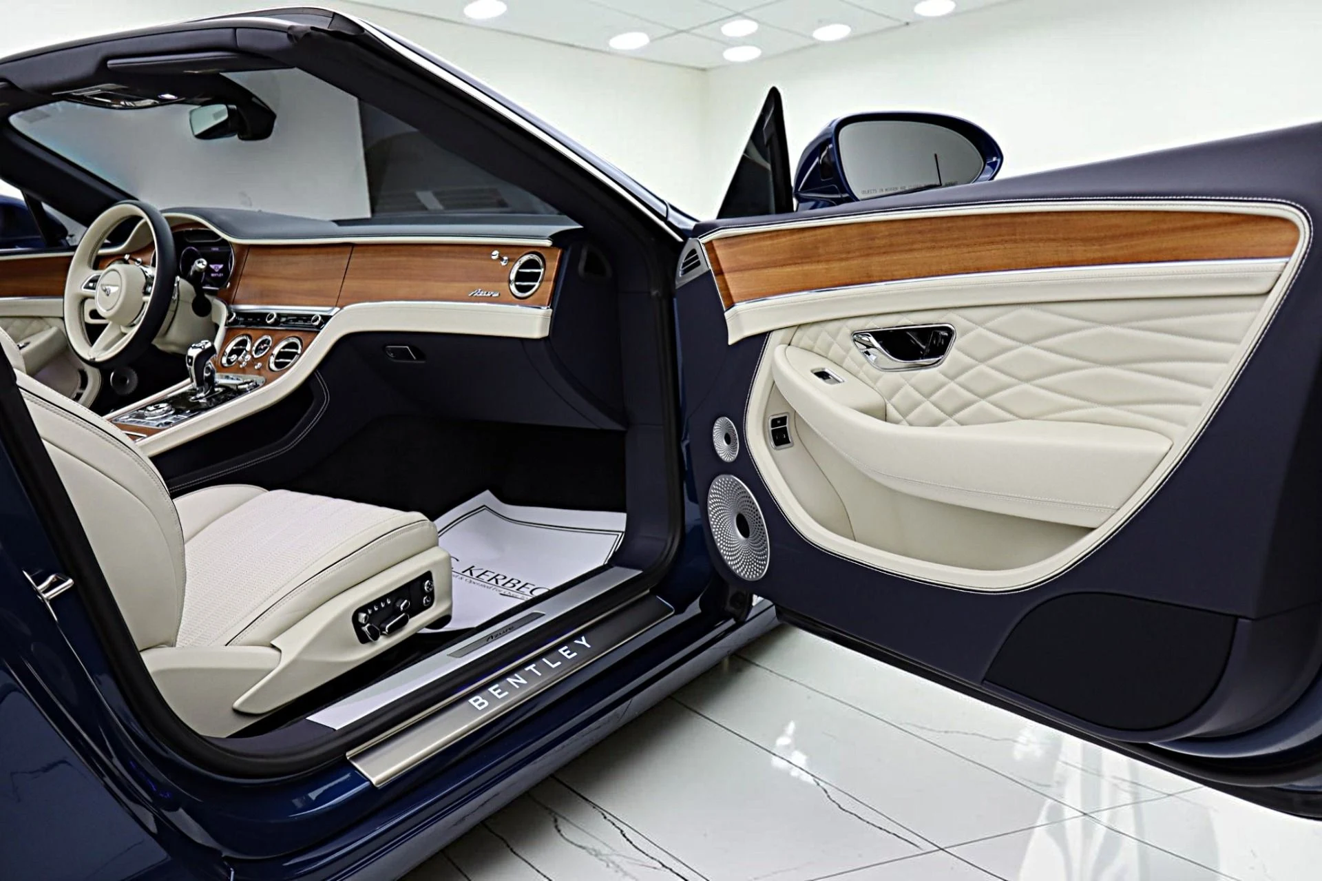 mph041_2388236012_Used_2024_Bentley_Continental_GTC_Azure_V8_LEASE_OPTIONS_AVAILABLE_a2392900f9
