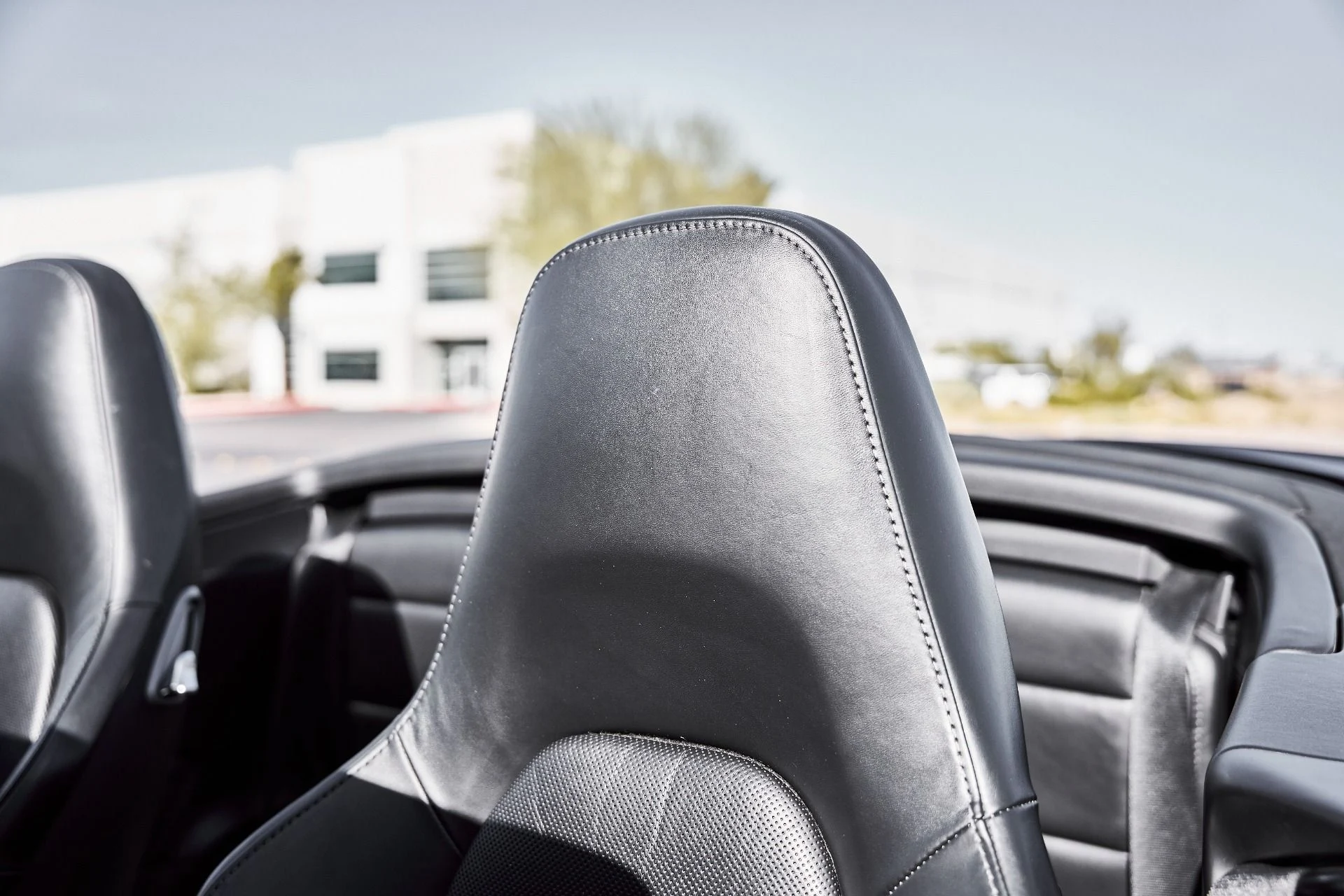 mph041_2390376532_Used_2014_Porsche_911_Turbo_S_1776734608_bac25c9947