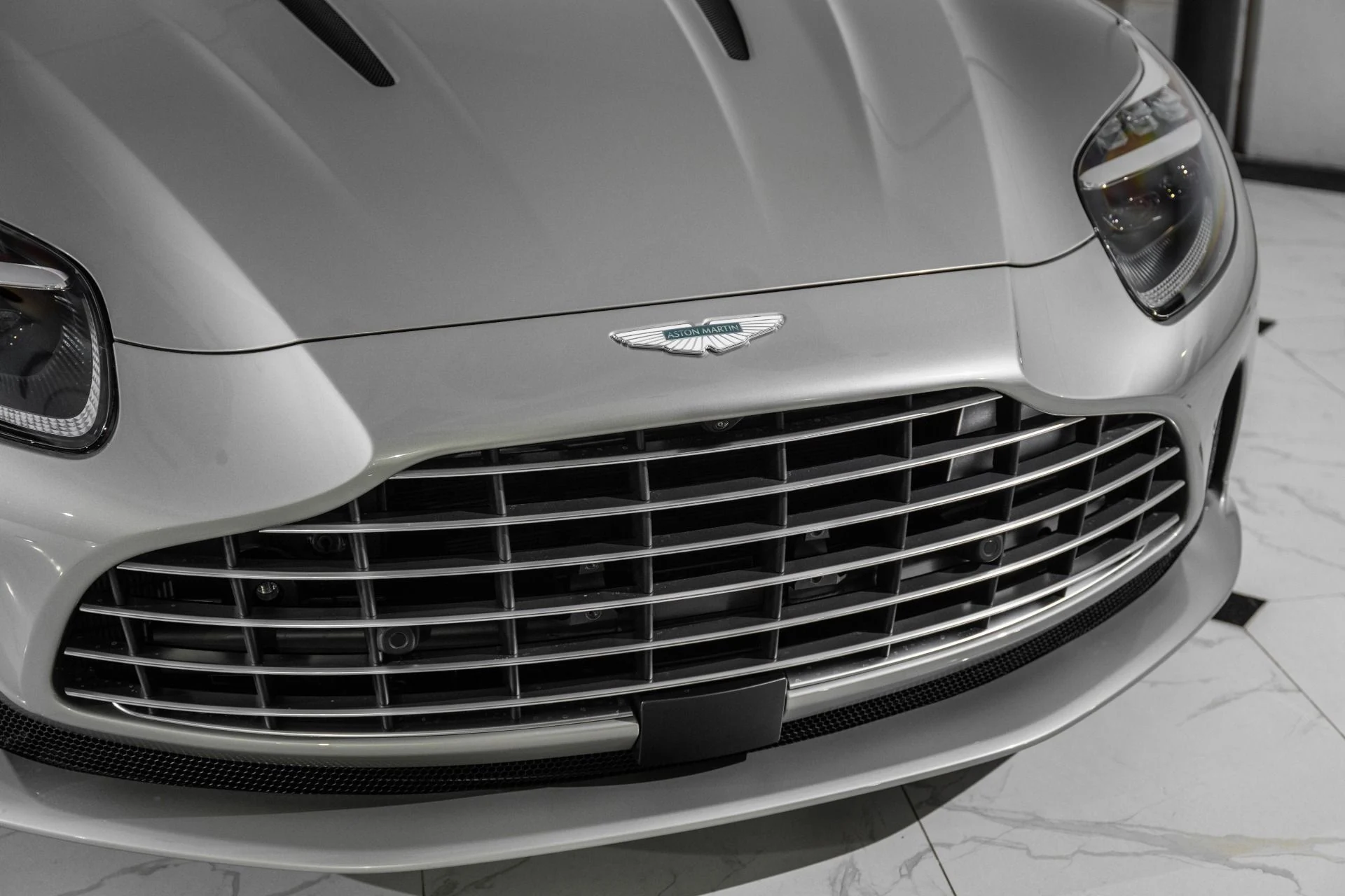 mph041_2398039519_New_2026_Aston_Martin_DB_12_Gold_Finger_V8_1764191230_2d52680905