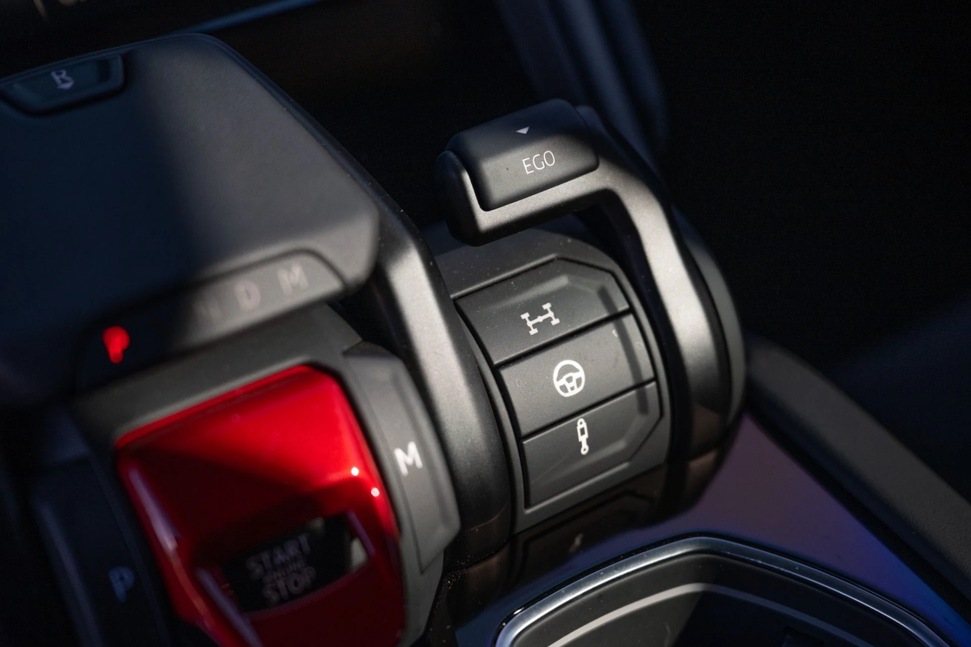 mph041_2398168147_Used_2024_Lamborghini_URUS_S_1771273337_0dc840e95d