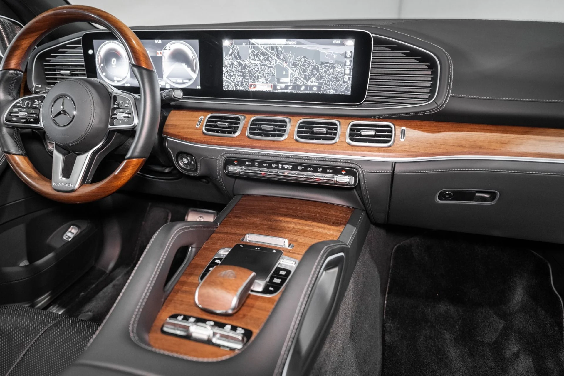 mph041_2398175677_Used_2023_Mercedes_Benz_GLS_Maybach_GLS_600_1762355740_a932d98235