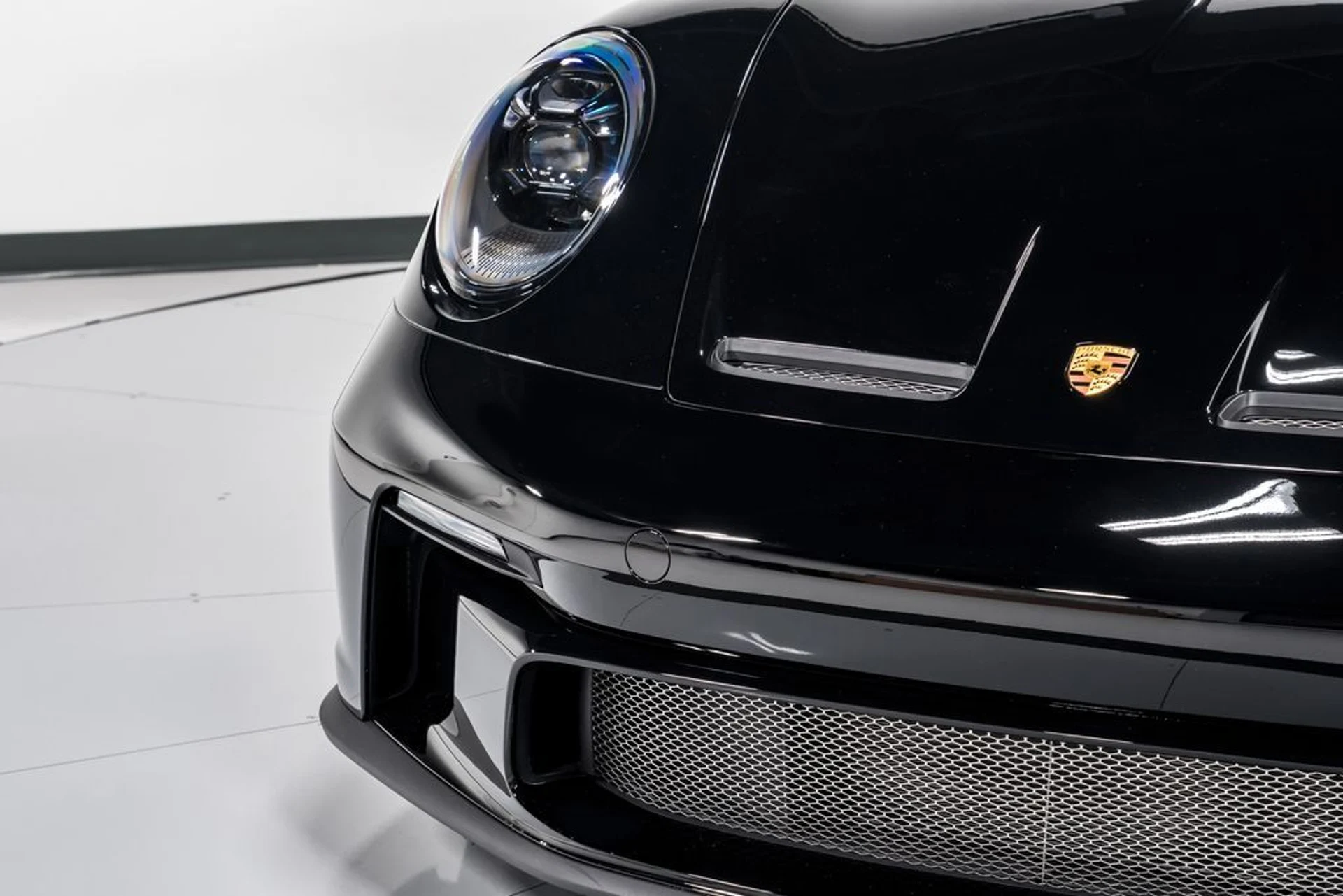 mph041_2401555674_f9f11437ebeaf4779cf5c848f92a671dx_d0a1f5a916