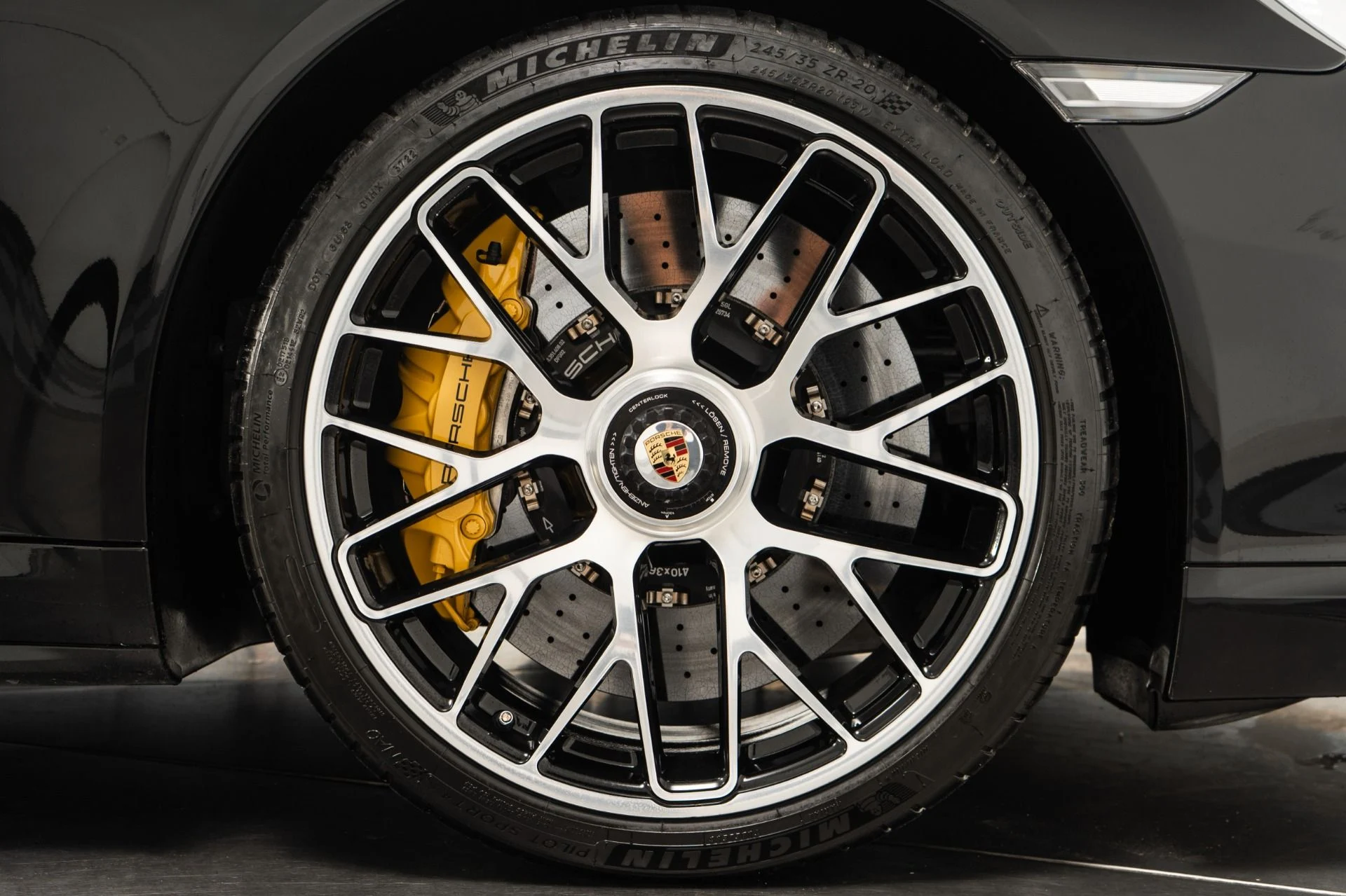 mph041_2416763527_Used_2014_Porsche_911_Turbo_S_1758120142_fa9532a60f