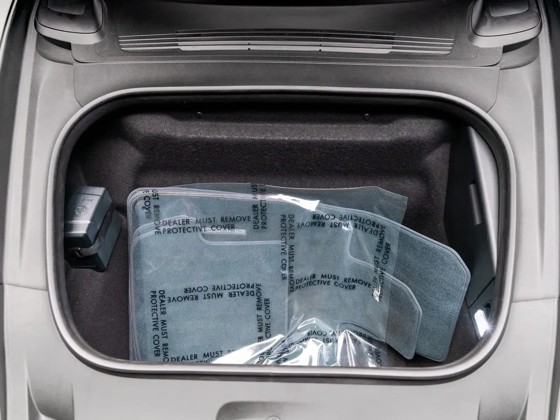 mph041_2427020641_38f447b3_0e40_4a28_8de6_8da8ea4bb17c_c4e84b0507