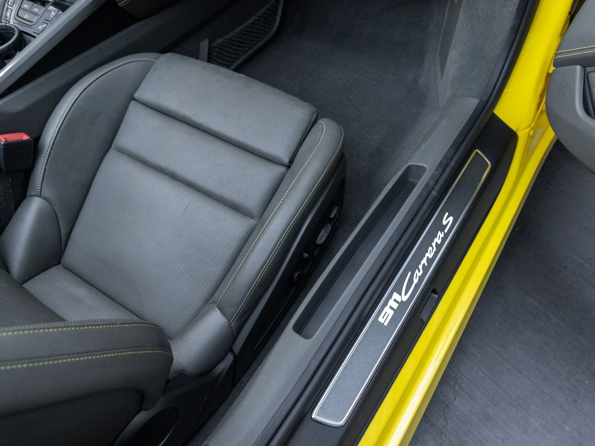 mph041_2429755771_42_b44e5fe539