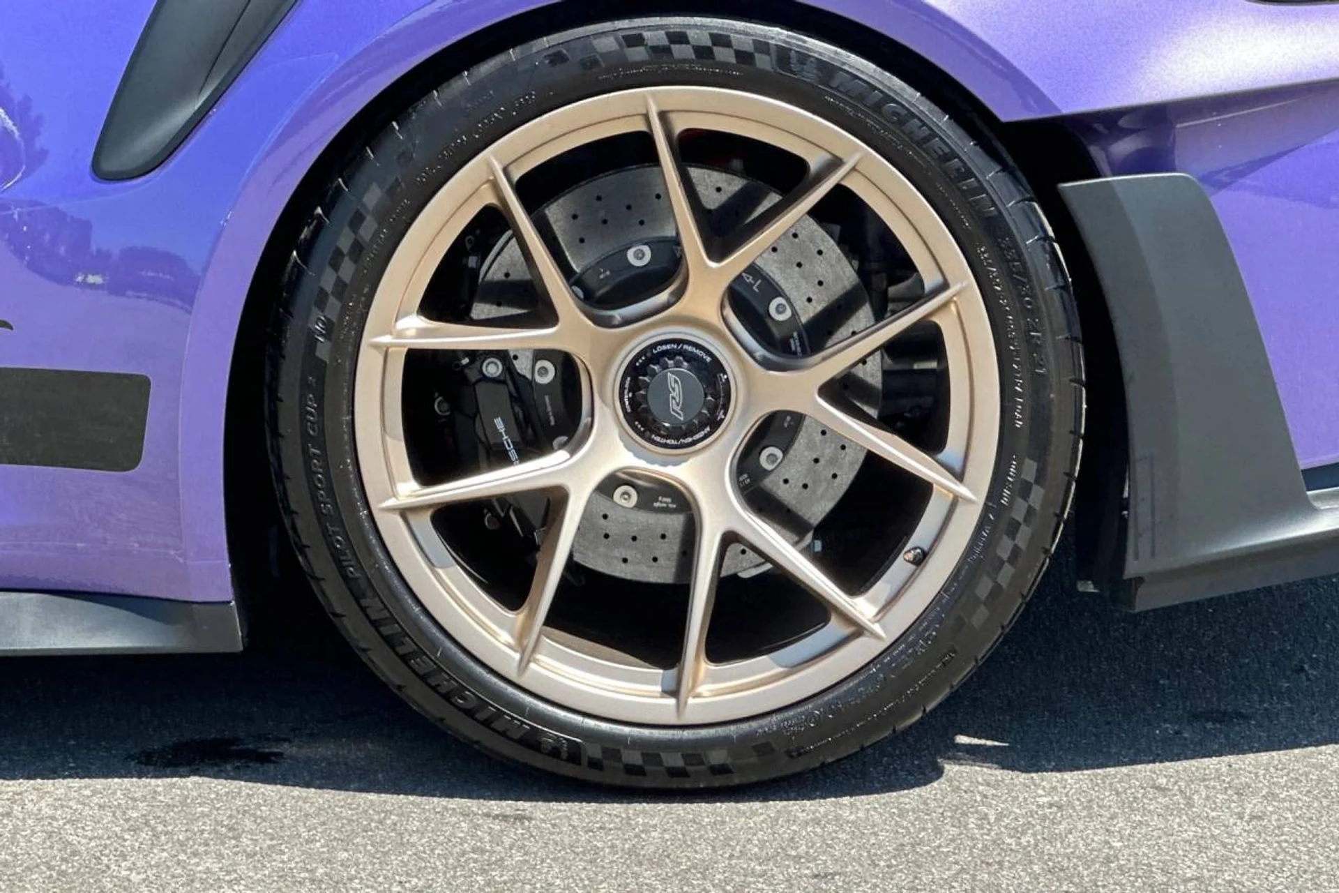 mph041_2448553597_1280_7a3661cd67